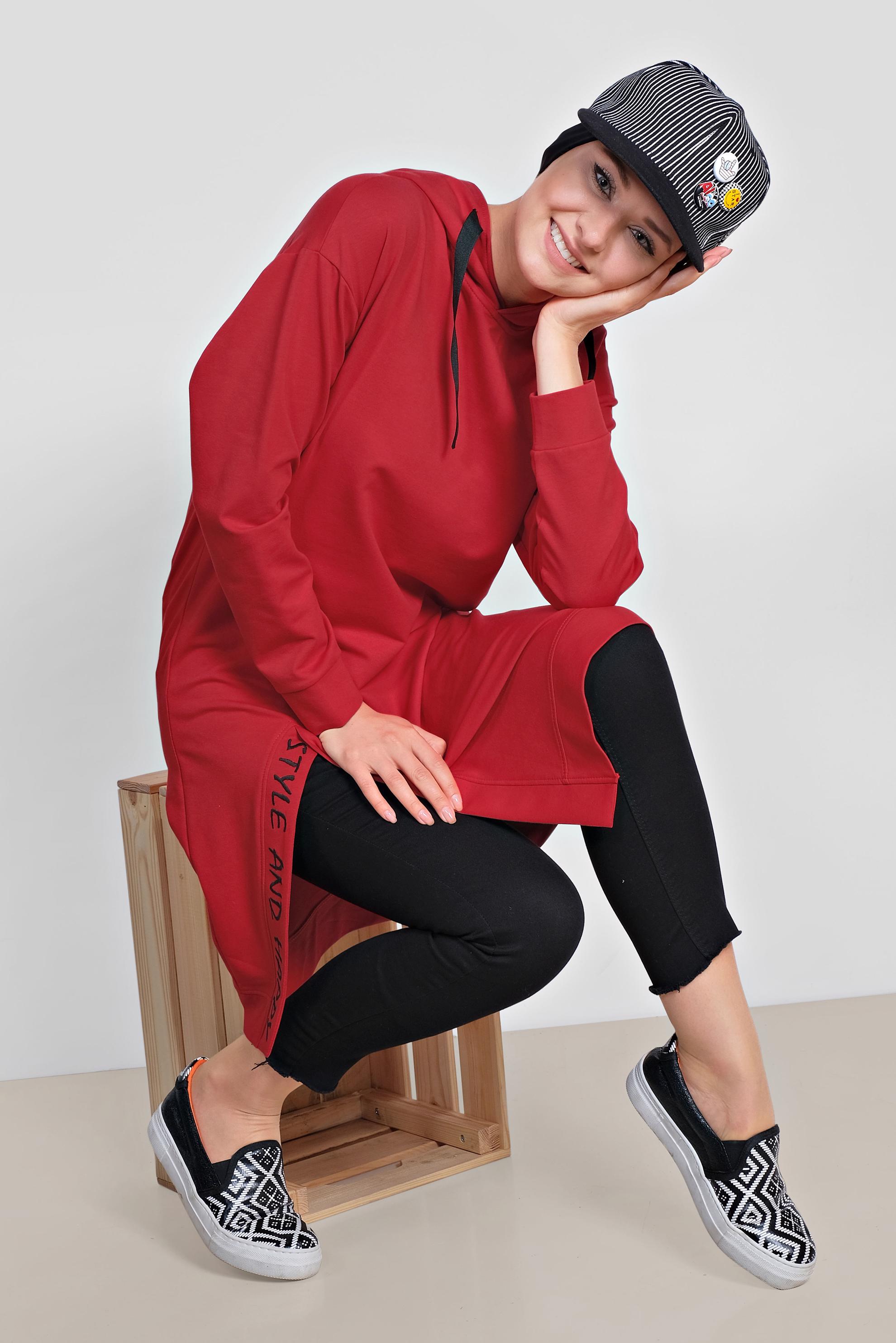 Tesettür giyim KIRMIZI PAMUKLU KAPÜŞONLU EŞOFMAN TUNİK 4141