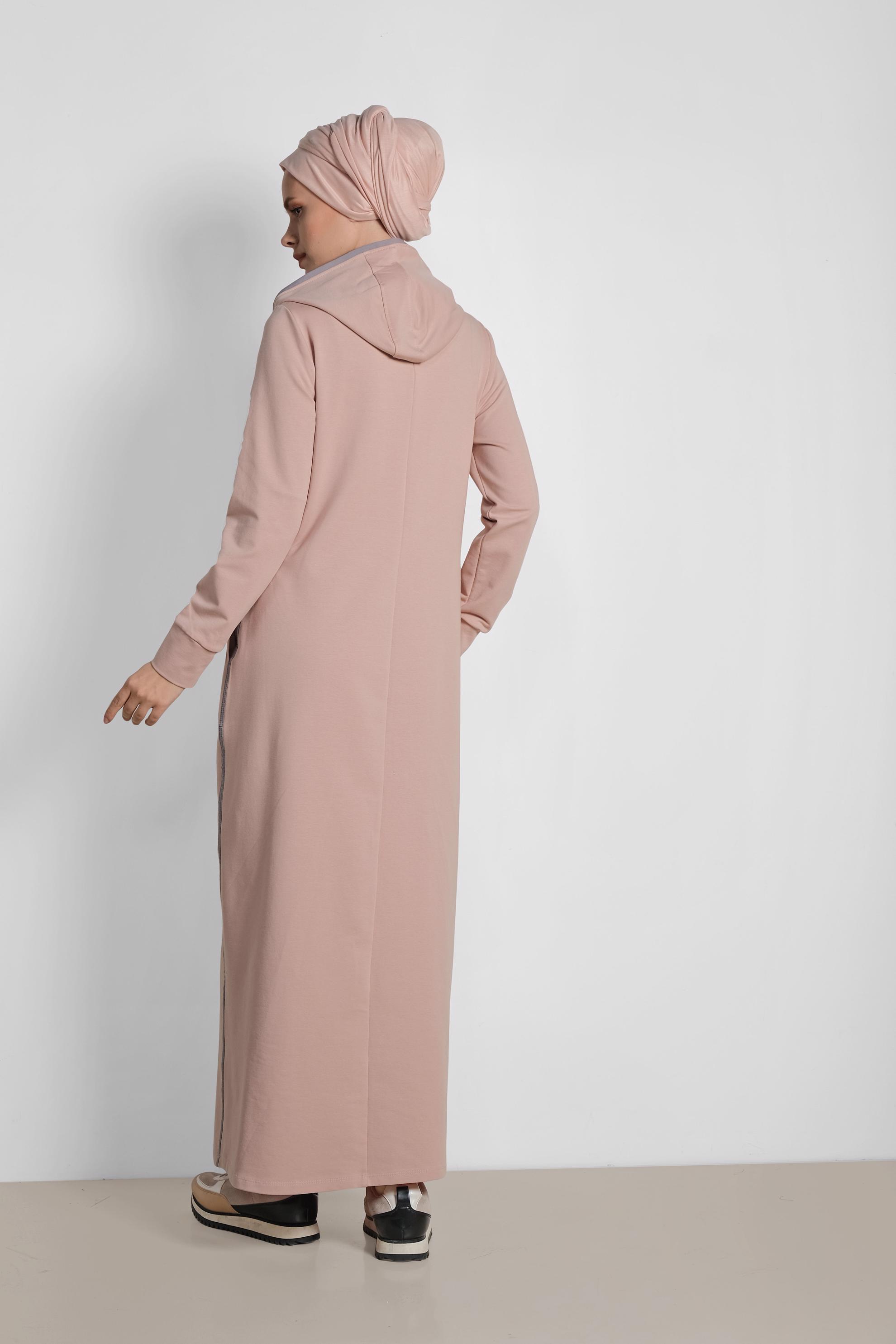 Tesettür giyim PUDRA TAŞ VE YAZI DETAYLI EŞOFMAN ELBİSE 4228