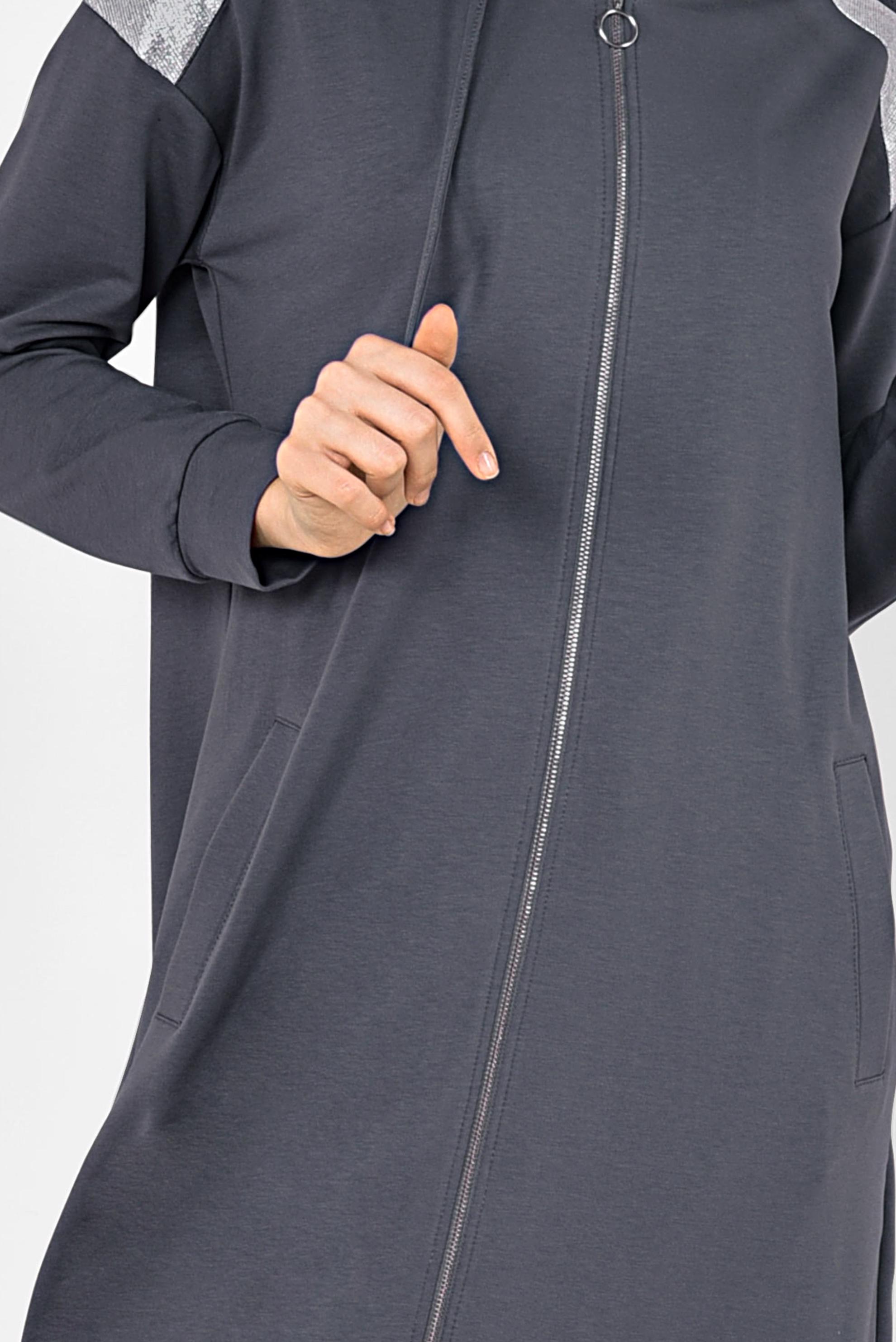 Tesettür giyim GRİ ÖNDEN FERMUARLI KAPÜŞONLU TUNİK 4873 