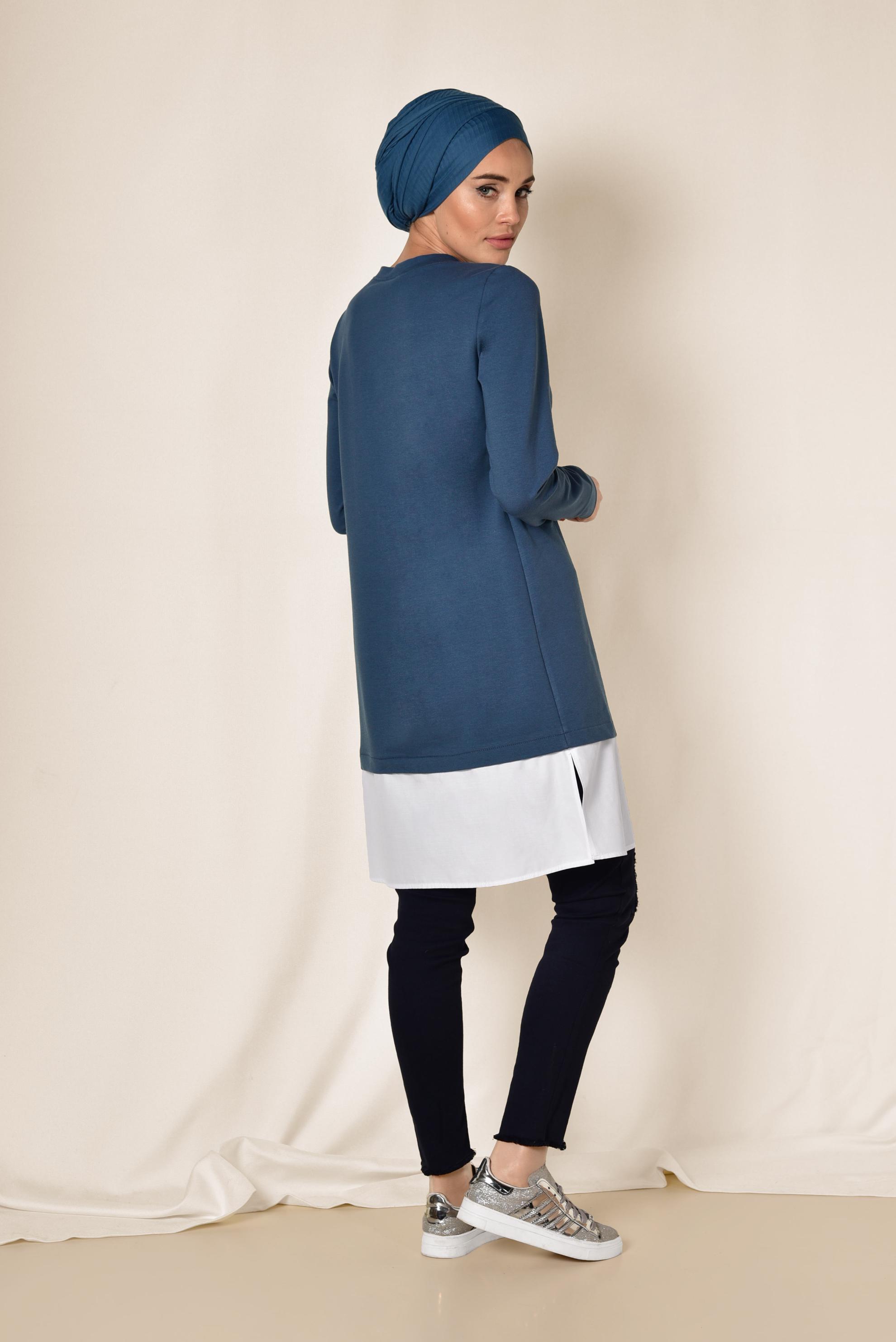 Tesettür giyim LACİVERT TAŞ İŞLEMELİ YAZILI ASİMETRİK EŞOFMAN TUNİK 4897