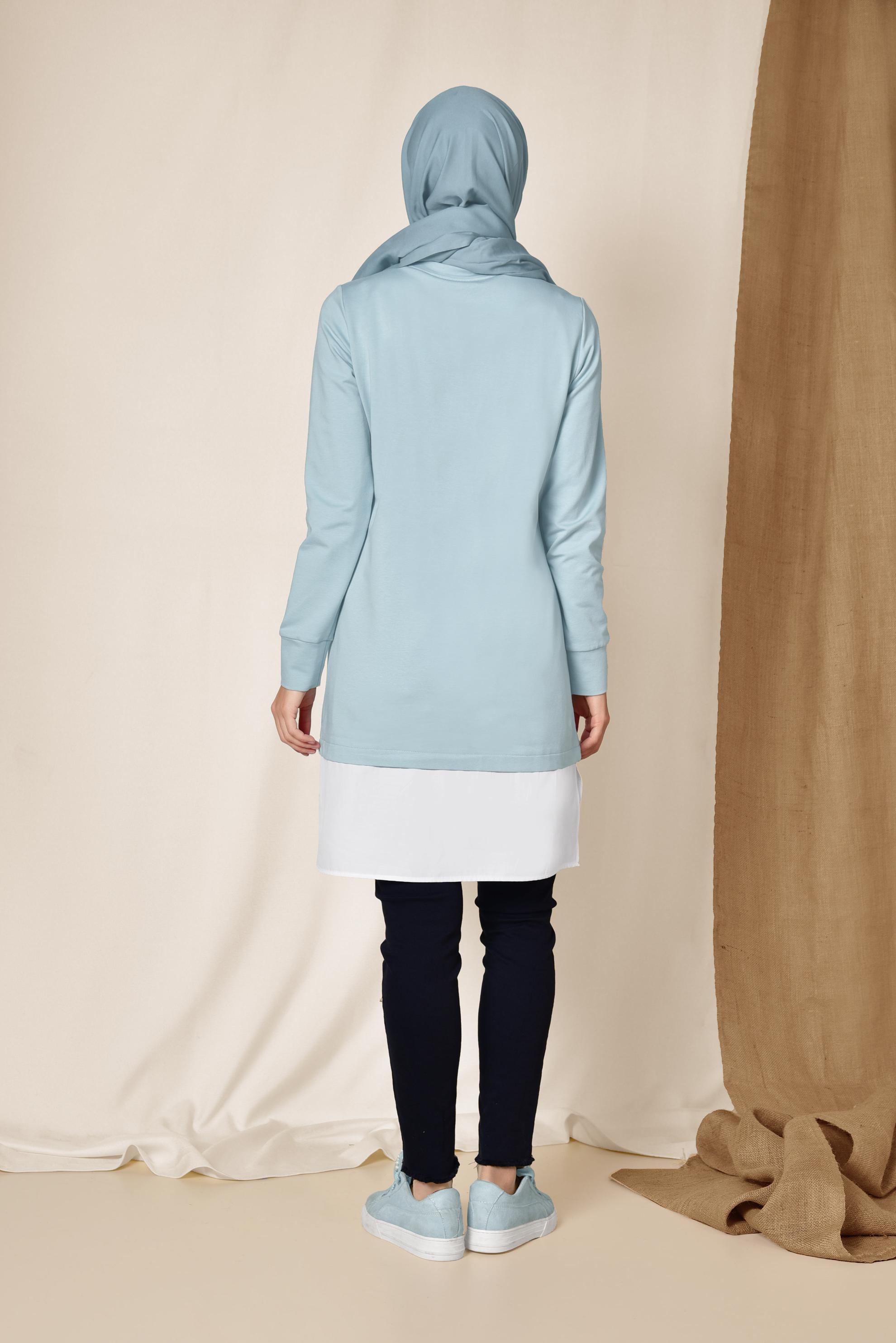 Tesettür giyim MAVİ TAŞ İŞLEMELİ YAZILI ASİMETRİK EŞOFMAN TUNİK 4897