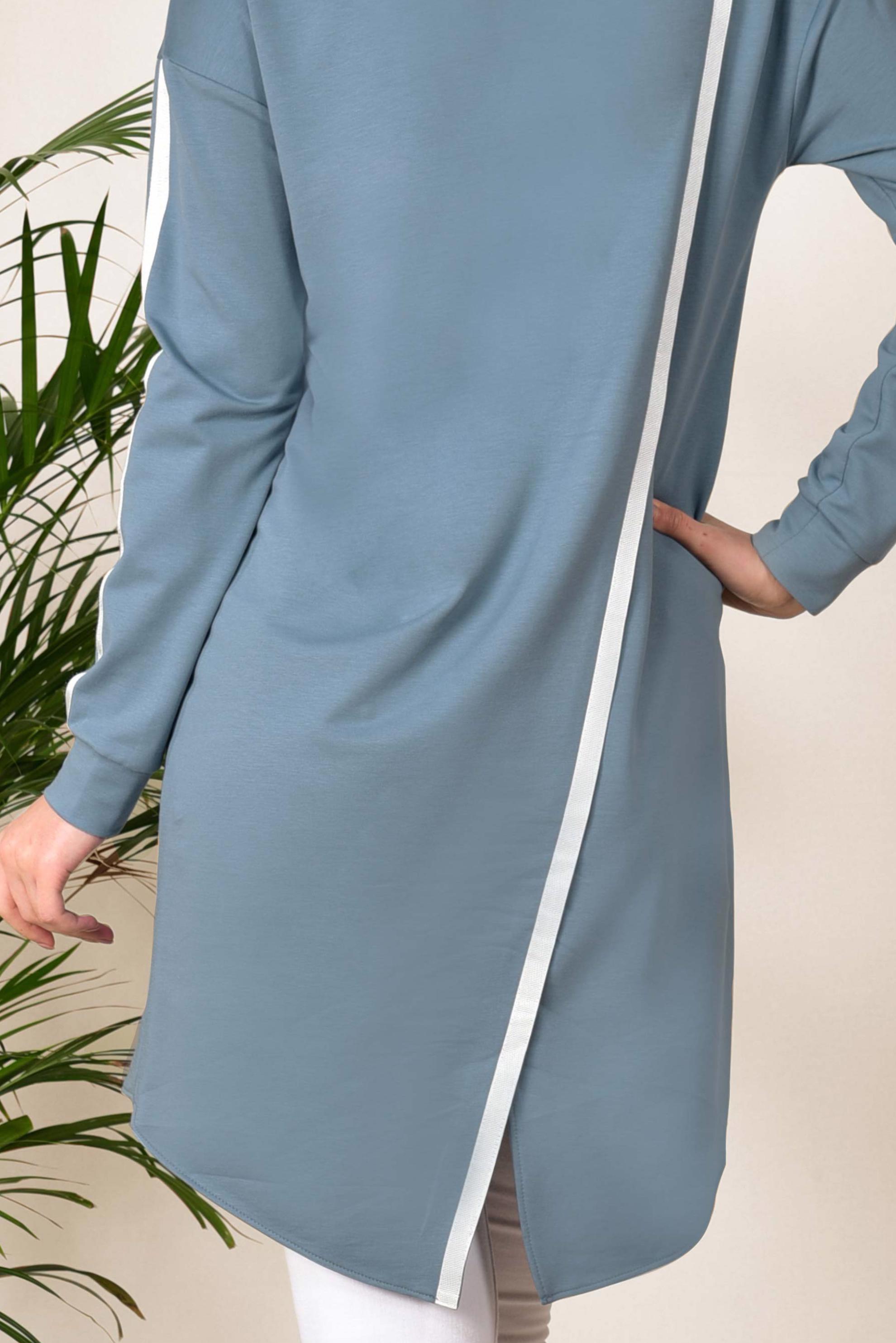 Tesettür giyim MAVİ ŞERİT VE YAZI DETAYLI EŞOFMAN TUNİK 4898