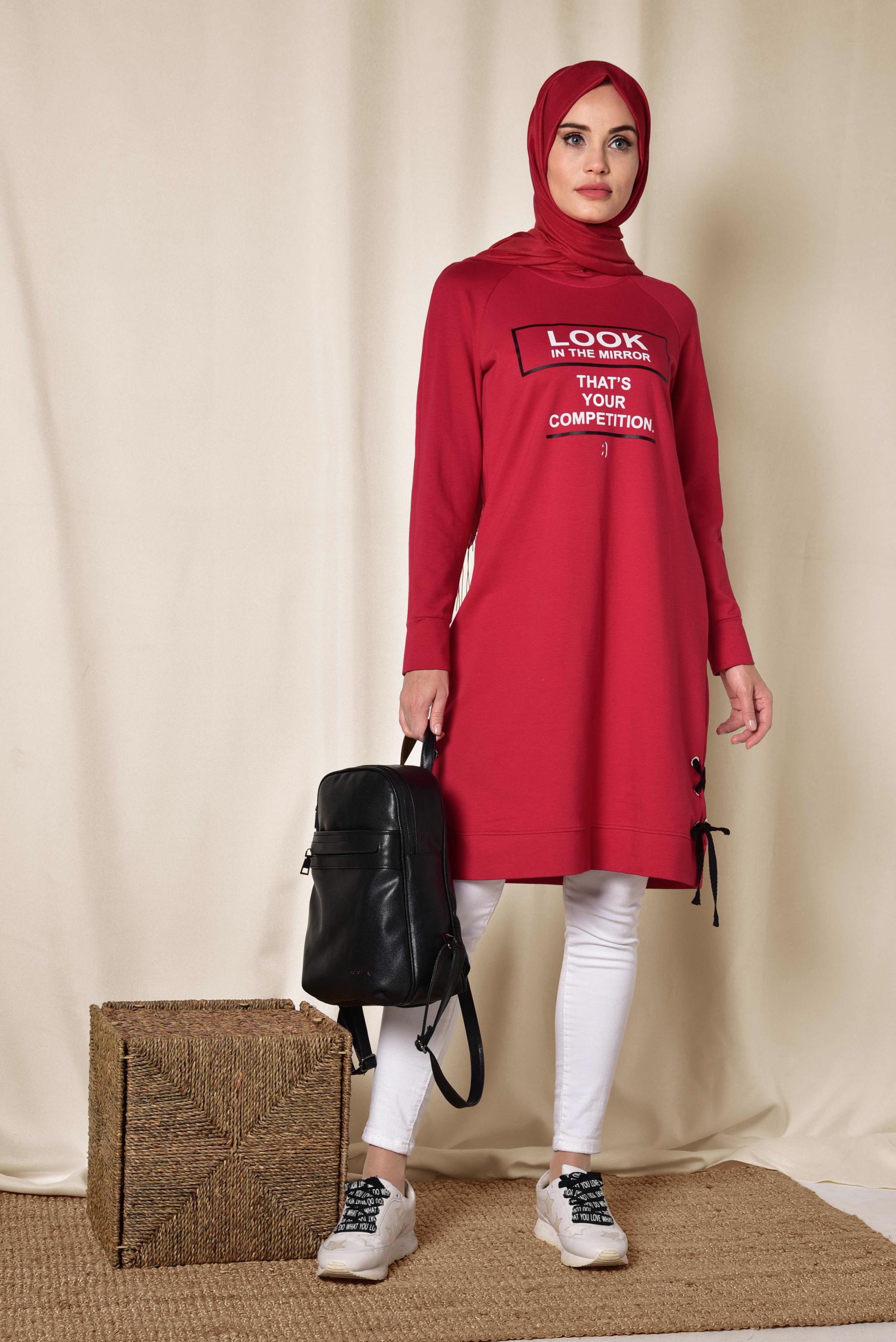 Tesettür giyim KIRMIZI YAZI BASKILI EŞOFMAN TUNİK 4900