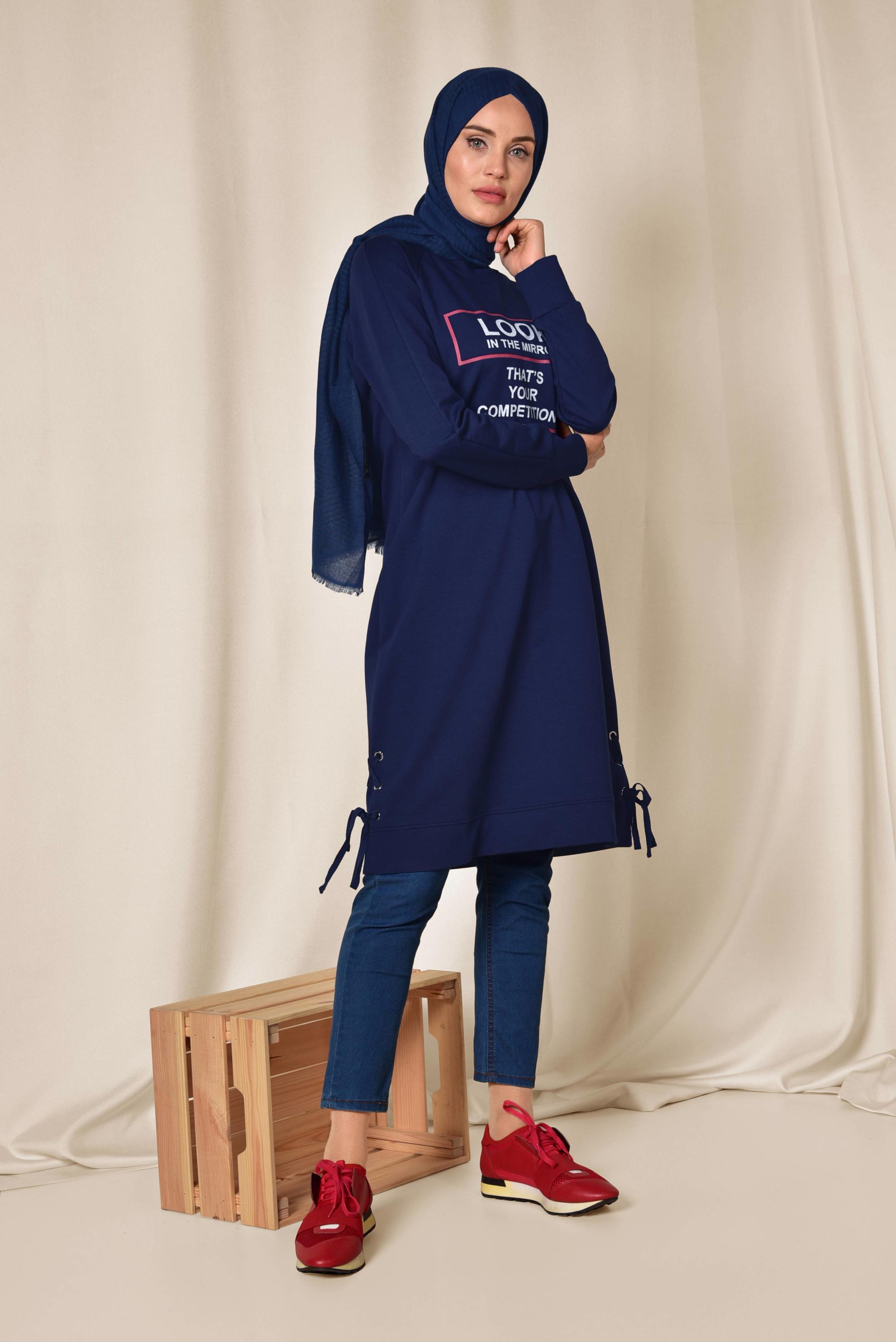 Tesettür giyim LACİVERT YAZI BASKILI EŞOFMAN TUNİK 4900