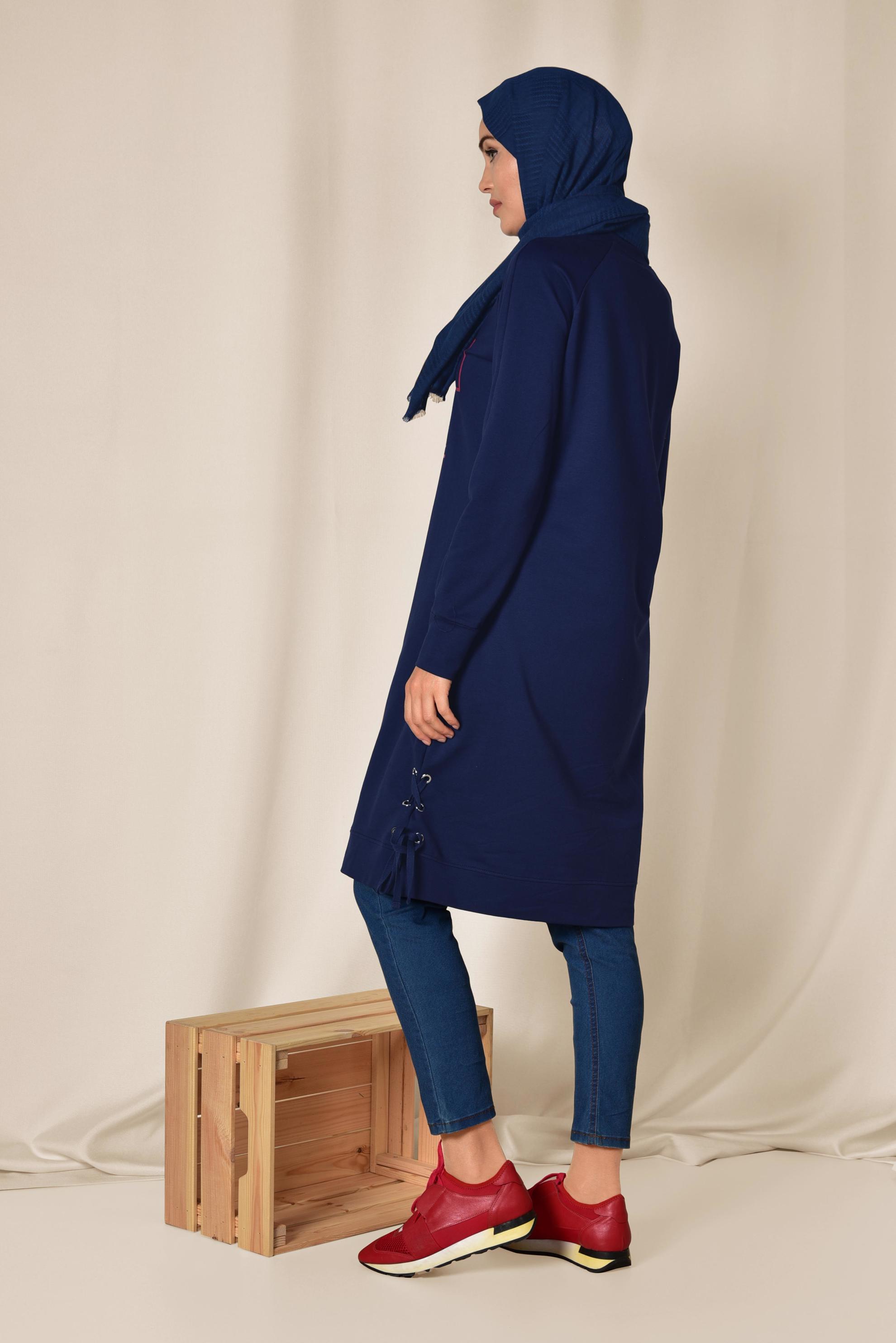 Tesettür giyim LACİVERT YAZI BASKILI EŞOFMAN TUNİK 4900