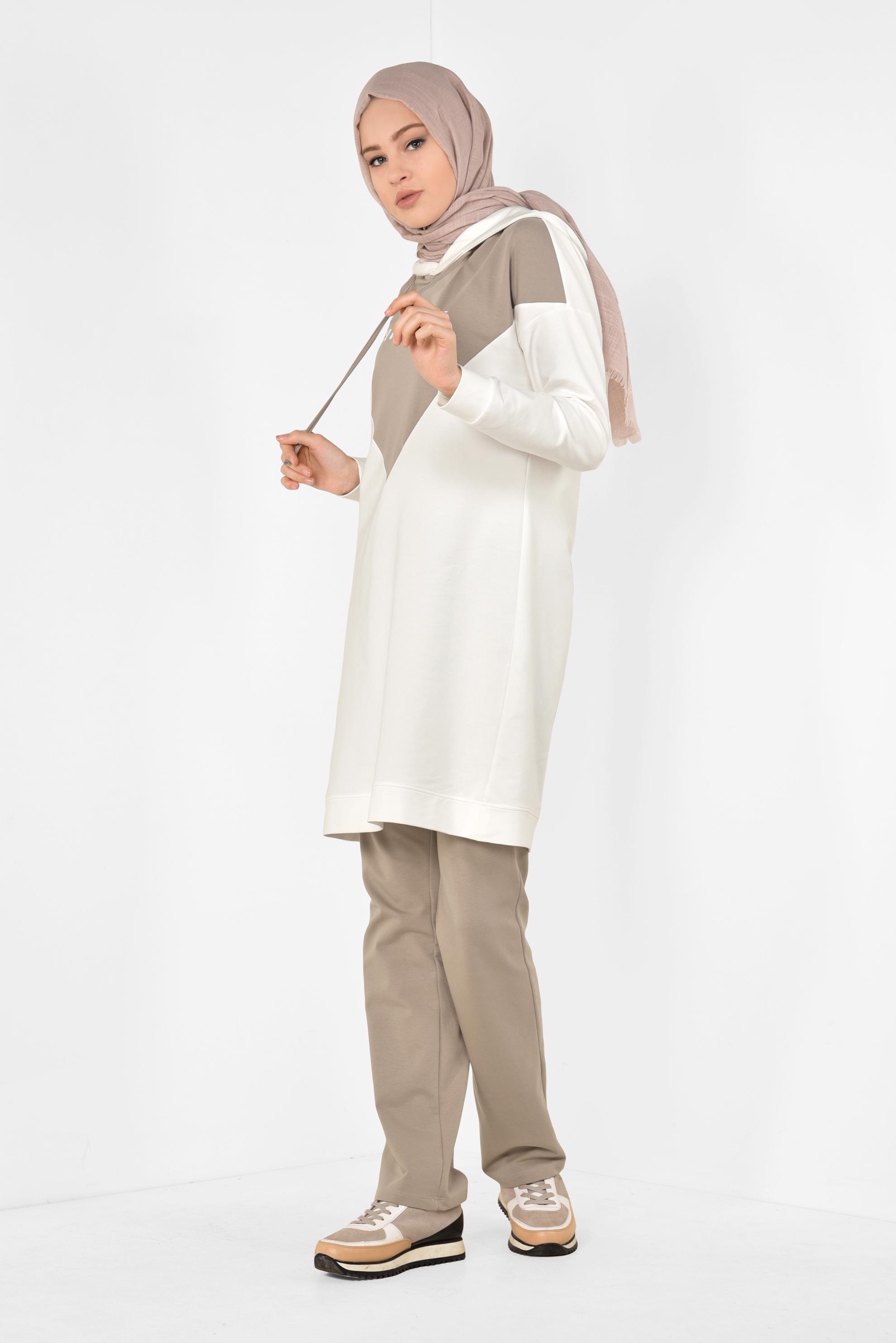 Tesettür giyim KAHVE YAZI BASKILI PANTOLONLU EŞOFMAN TAKIM 4904 