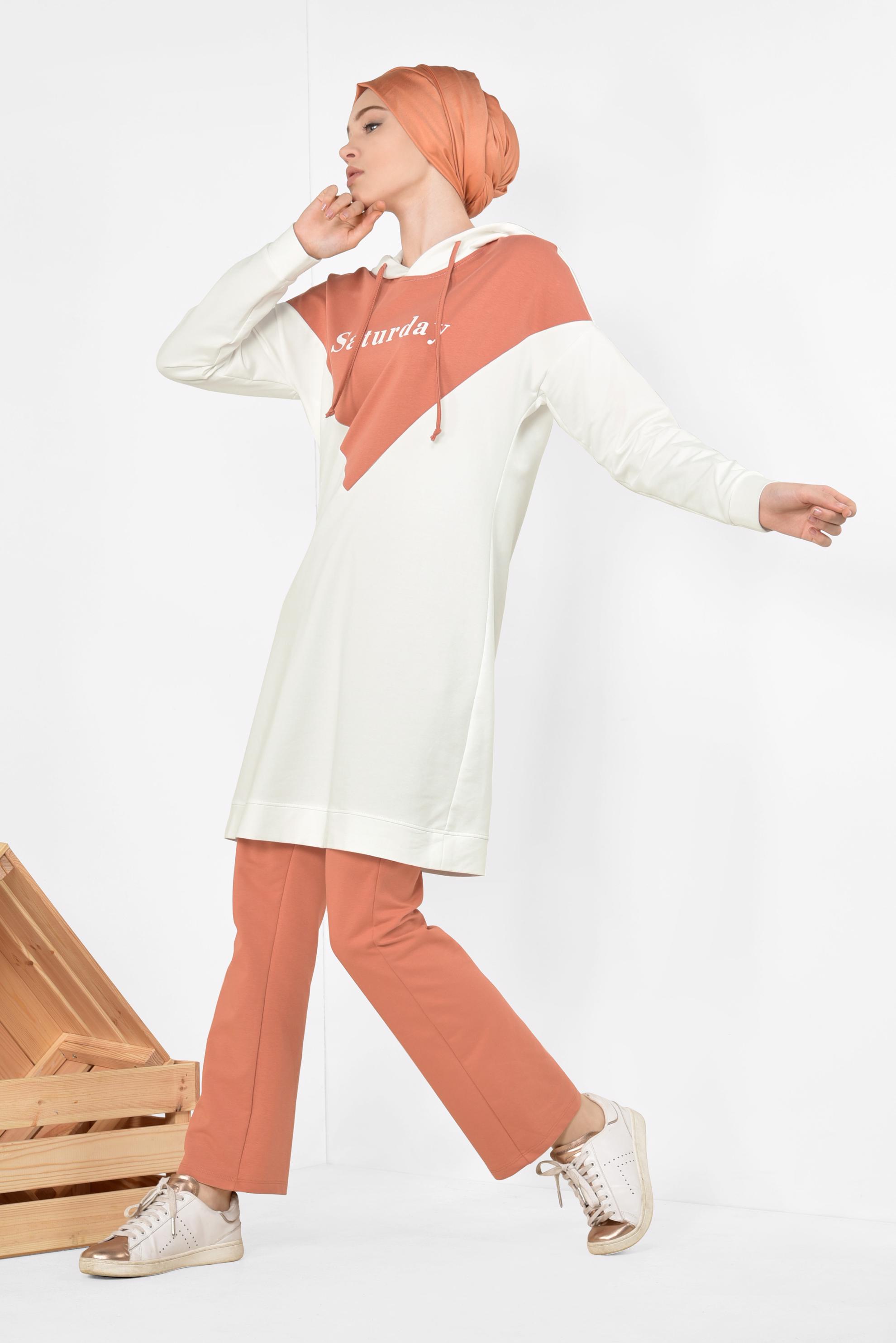 Tesettür giyim TURUNCU YAZI BASKILI PANTOLONLU EŞOFMAN TAKIM 4904	