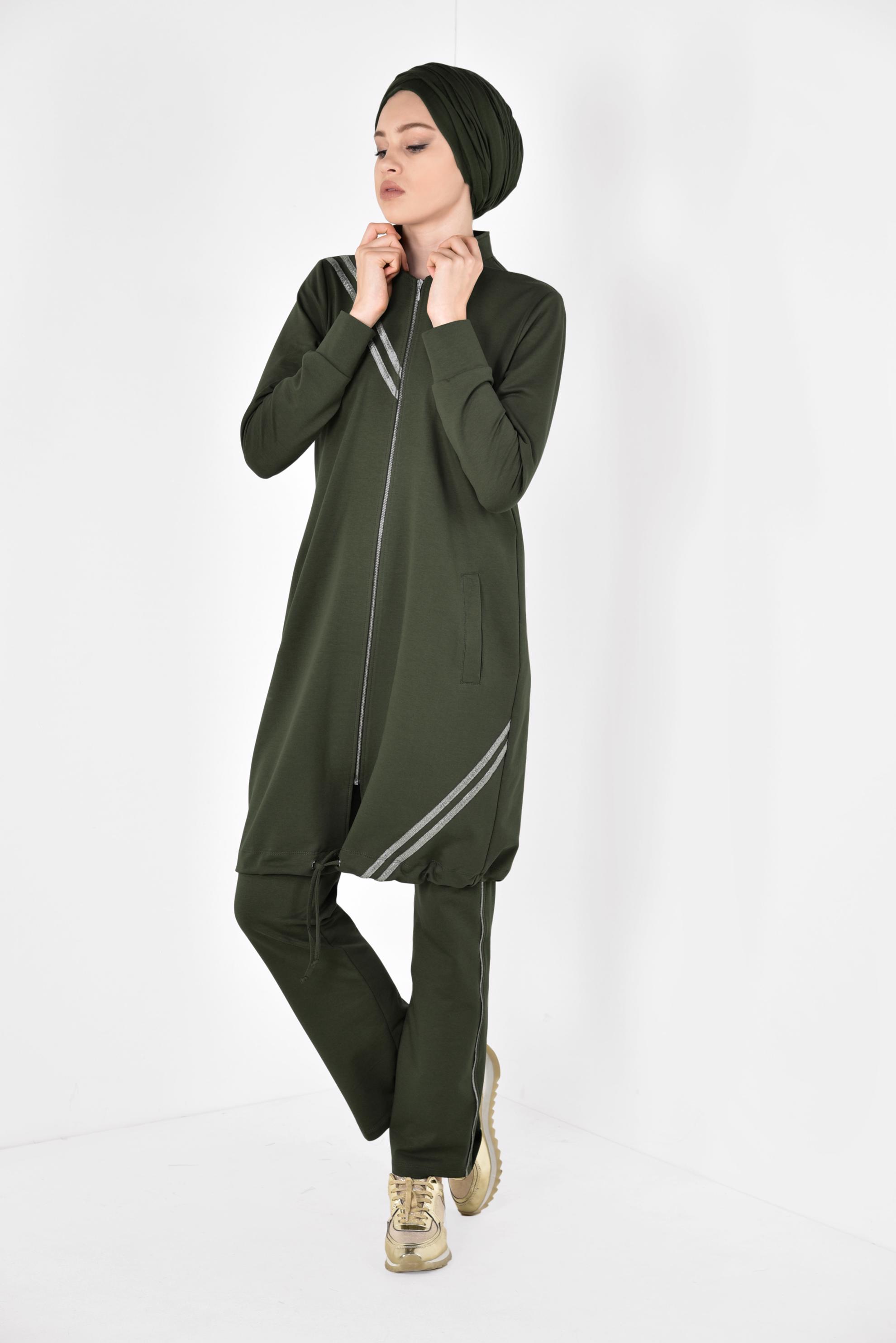 Tesettür giyim HAKİ ŞERİT DETAYLI PANTOLONLU EŞOFMAN TAKIMI 4906