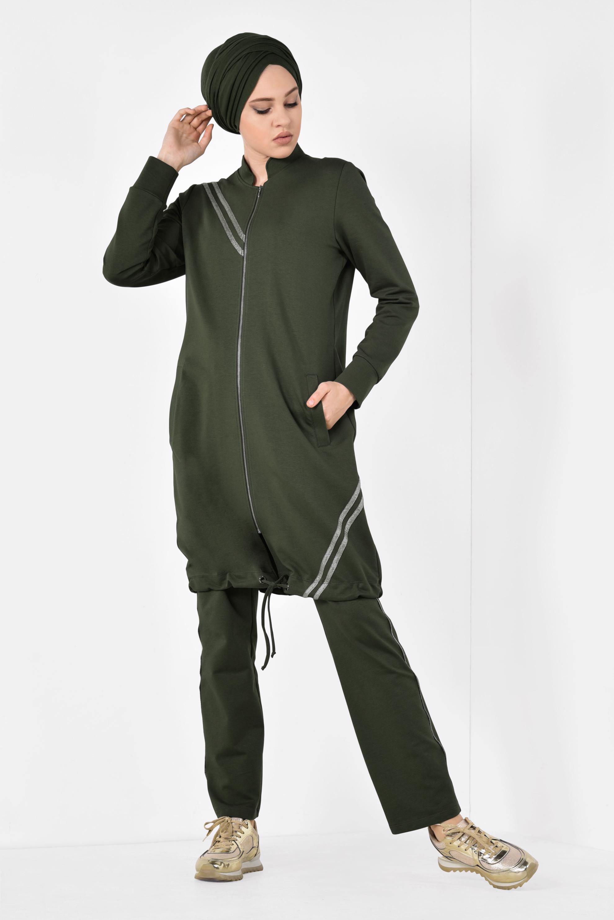 Tesettür giyim HAKİ ŞERİT DETAYLI PANTOLONLU EŞOFMAN TAKIMI 4906