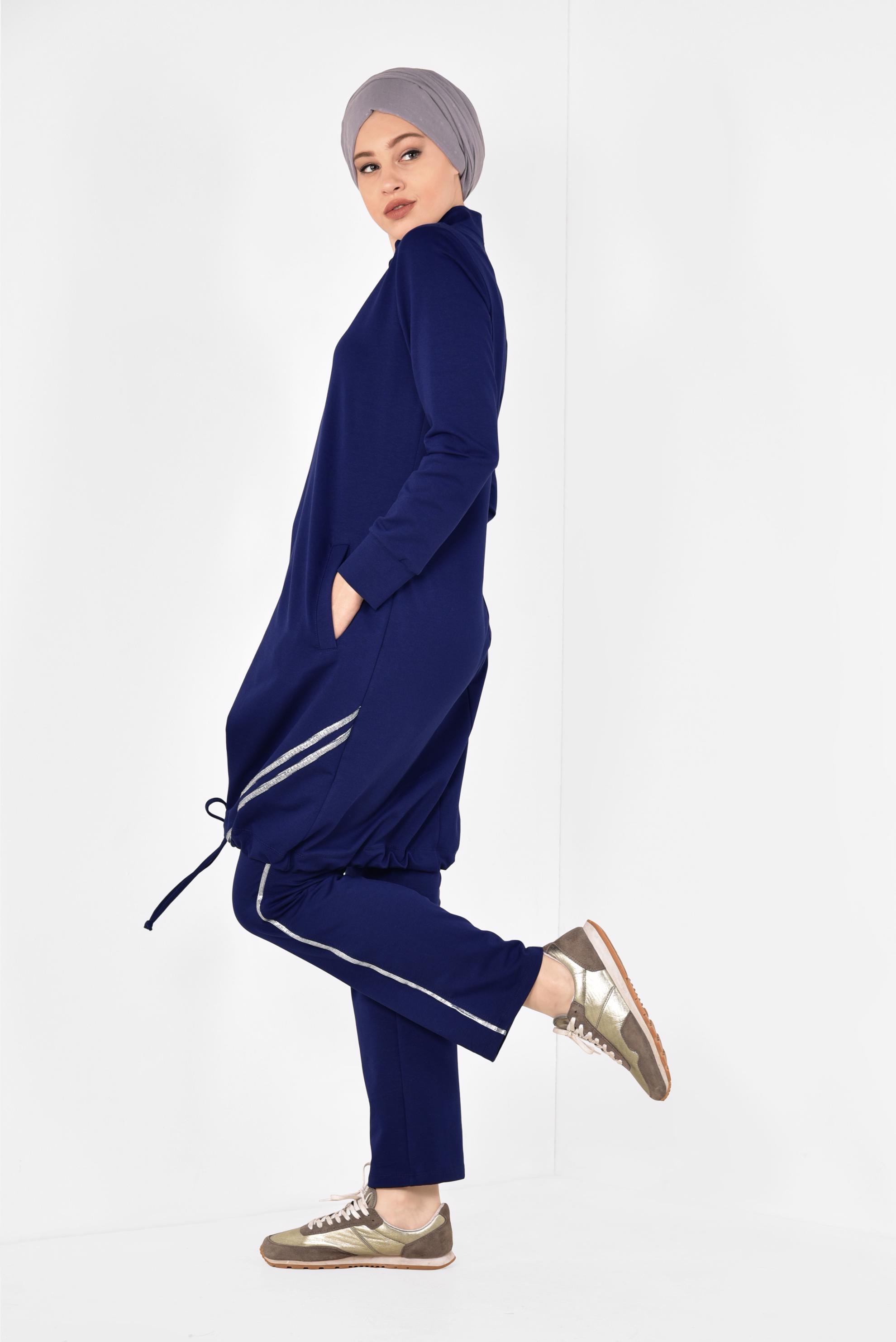 Tesettür giyim LACİVERT ŞERİT DETAYLI PANTOLONLU EŞOFMAN TAKIMI 4906