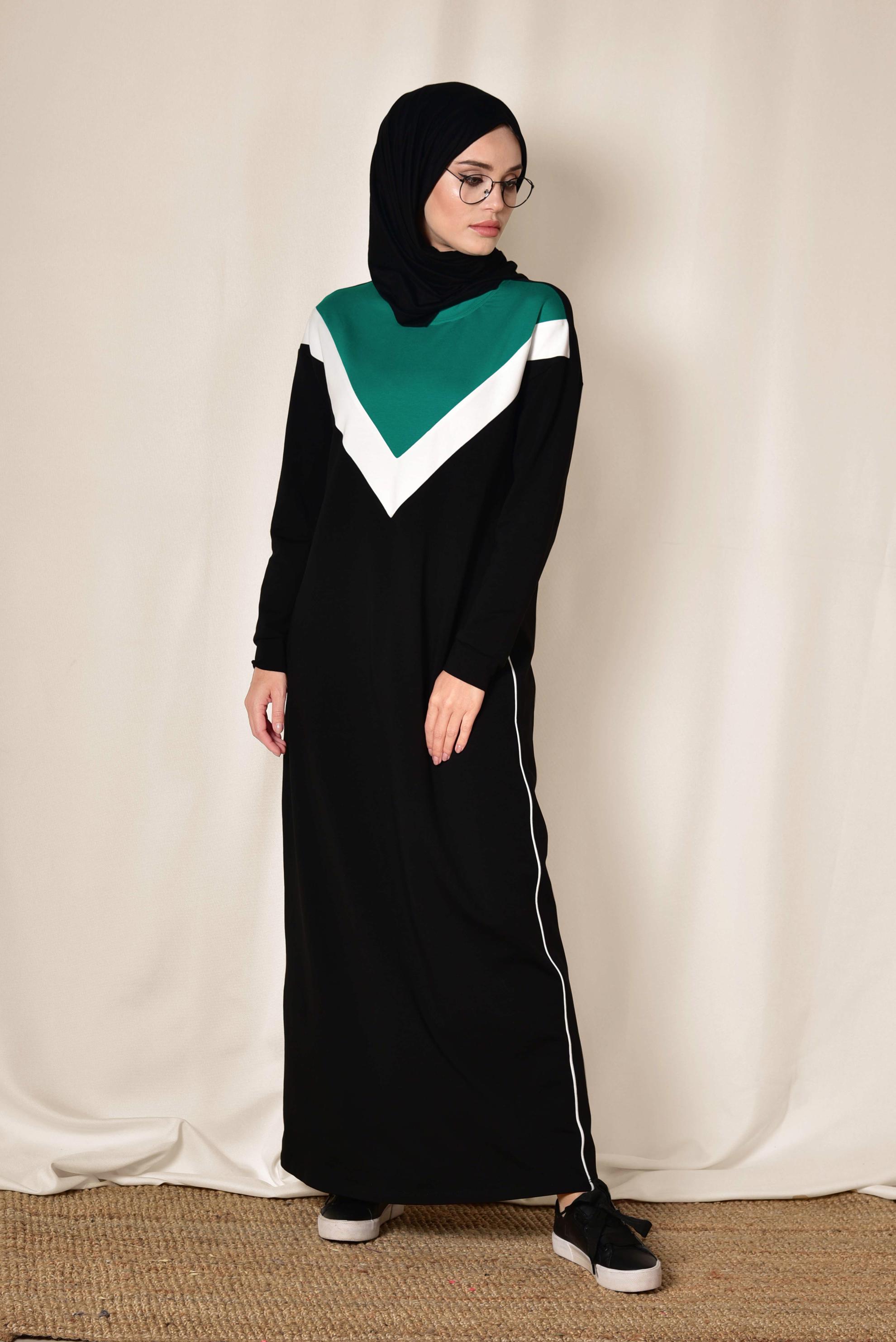 Tesettür giyim SİYAH ÇİZGİLİ EŞOFMAN ELBİSE 4954