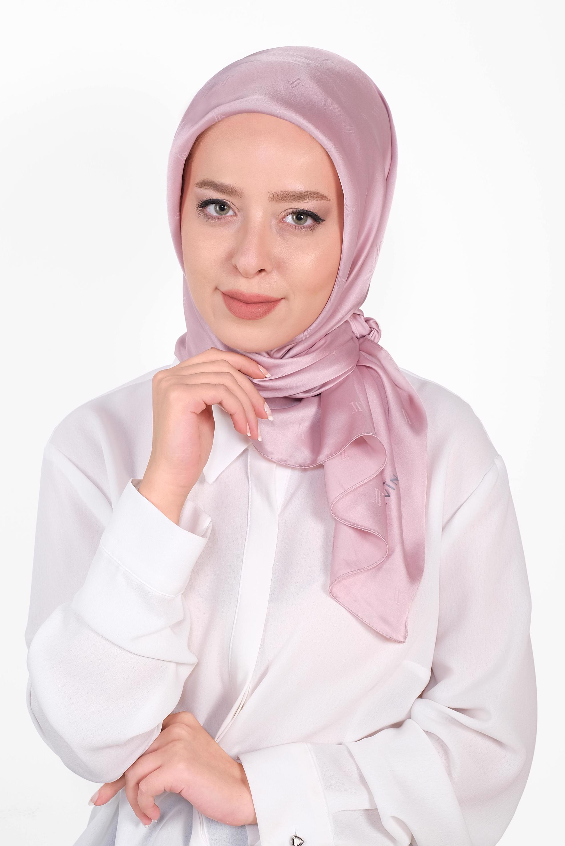 Tesettür giyim PUDRA 9960 ALVİNA LOGOLU İPEKSİ EŞARP