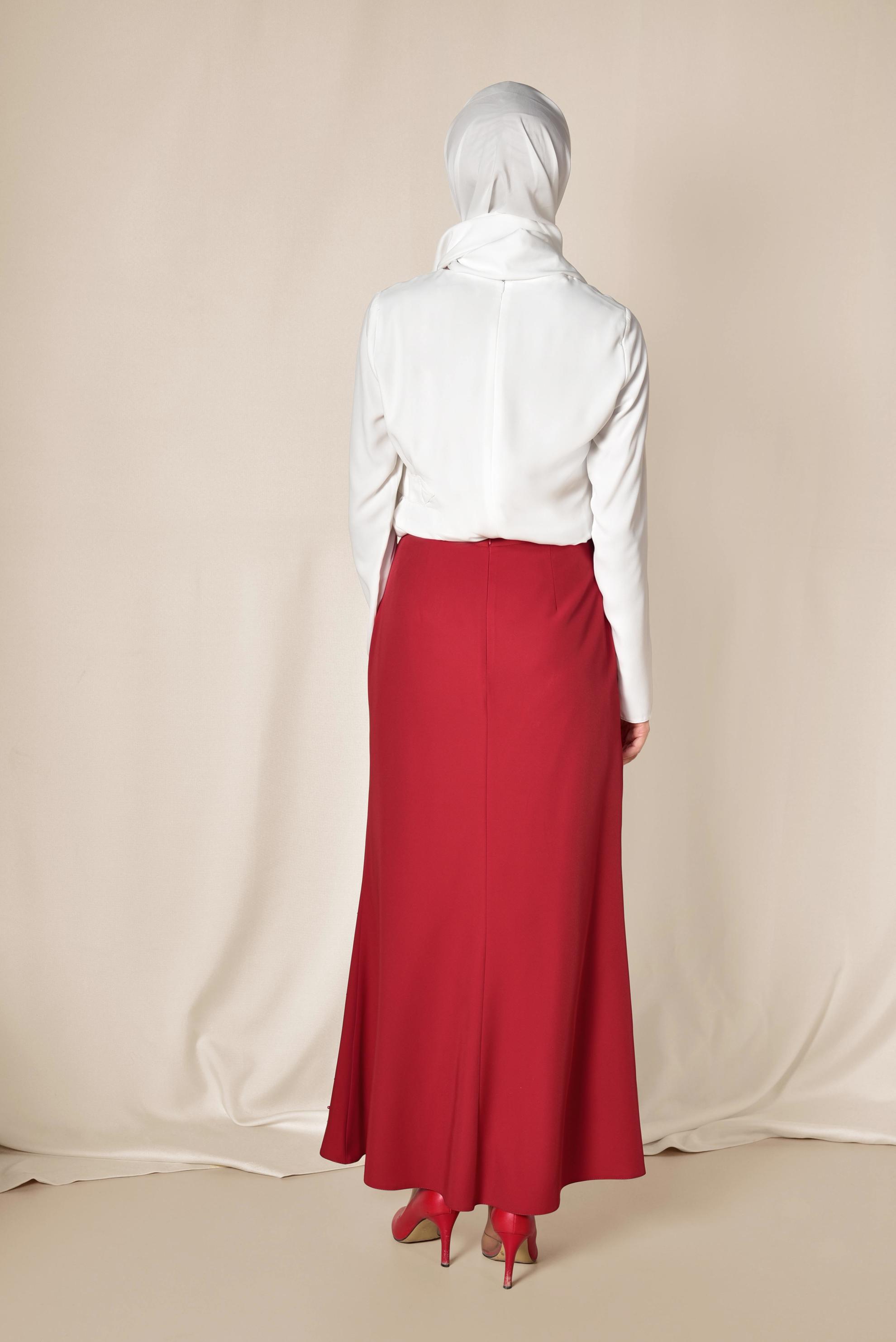 Tesettür giyim KIRMIZI ETEK UCU ASİMETRİK YÜKSEK BEL ETEK 6203