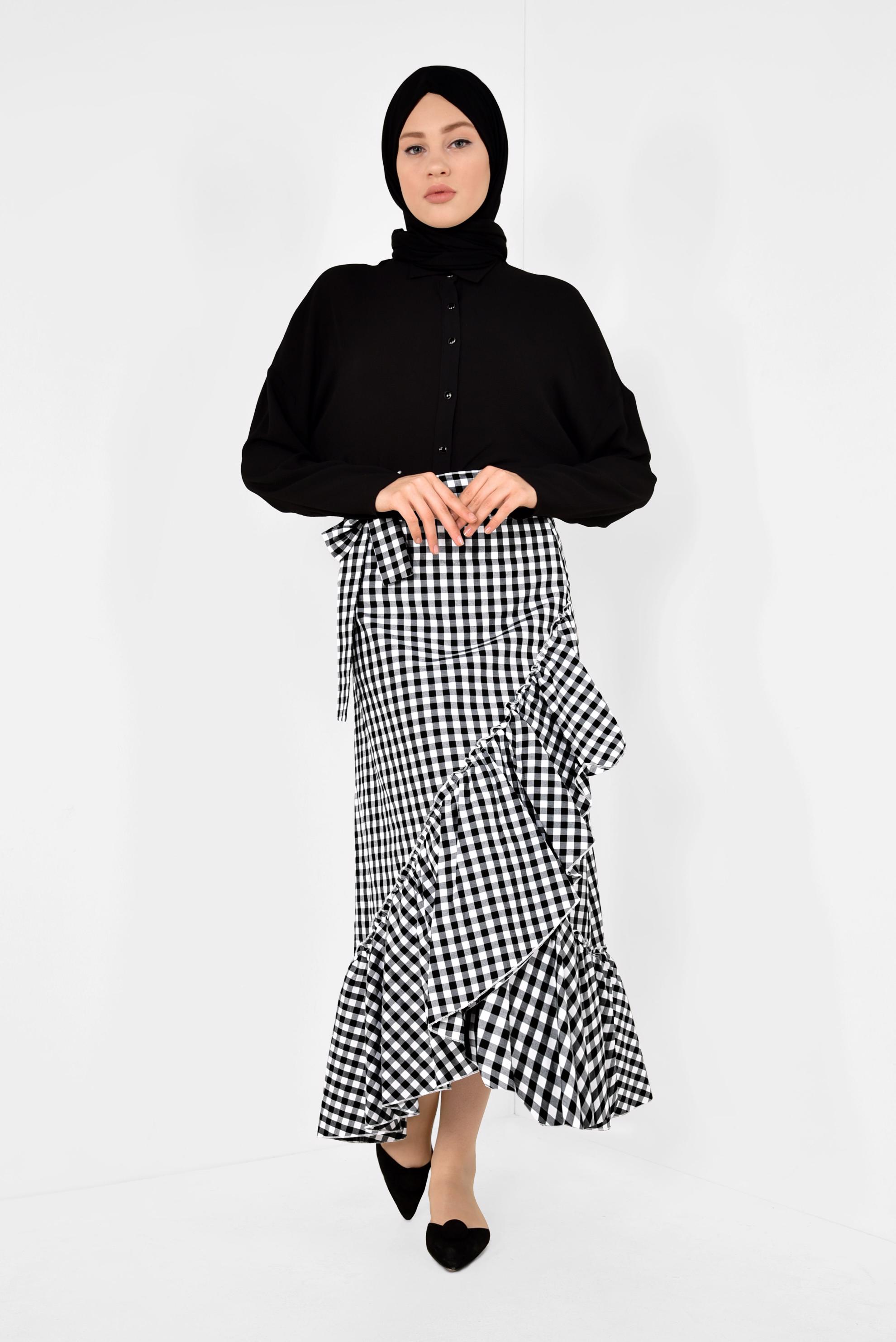 Tesettür giyim SİYAH EKOSE DESENLİ ASİMETRİK ETEK 6333