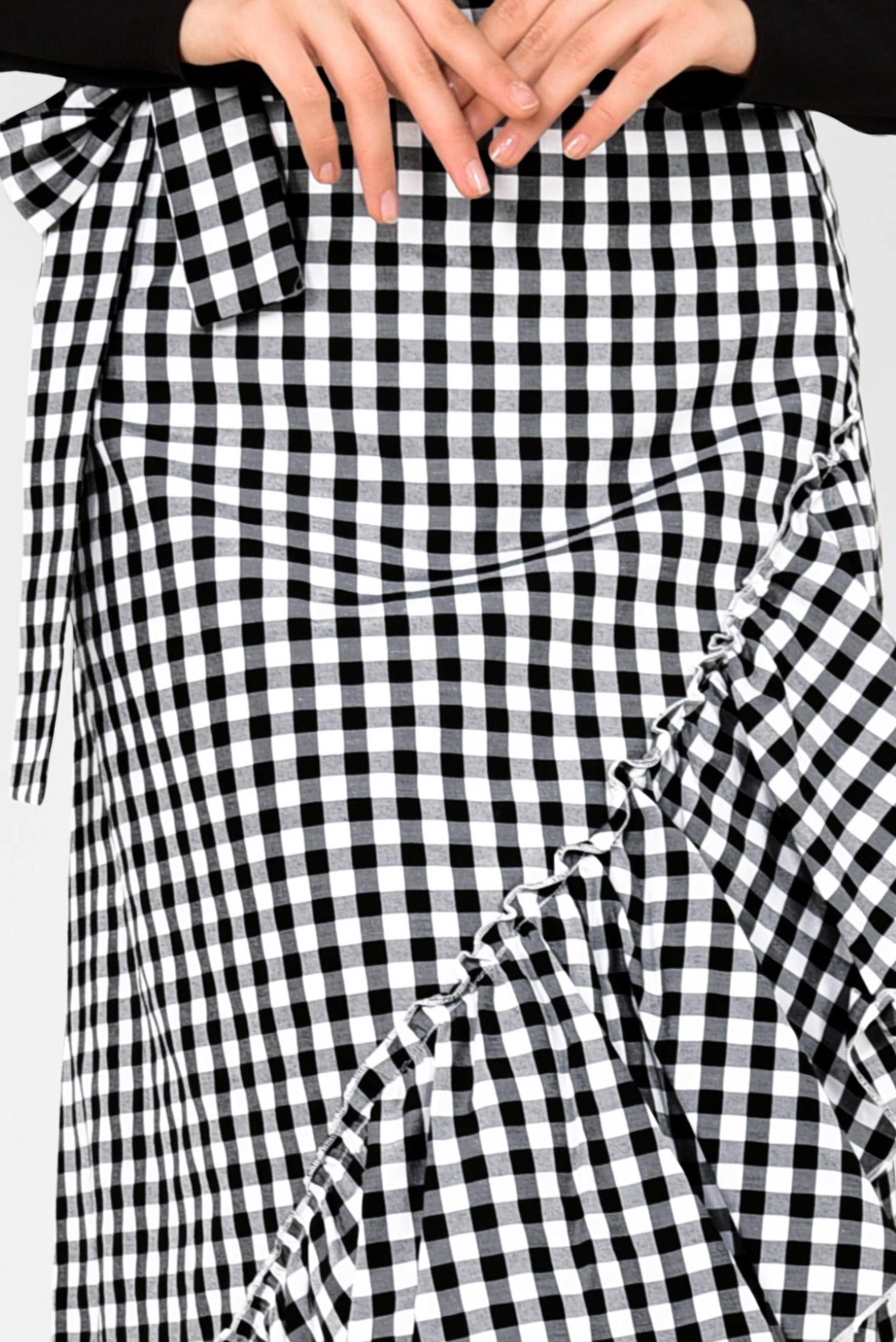 Tesettür giyim SİYAH EKOSE DESENLİ ASİMETRİK ETEK 6333