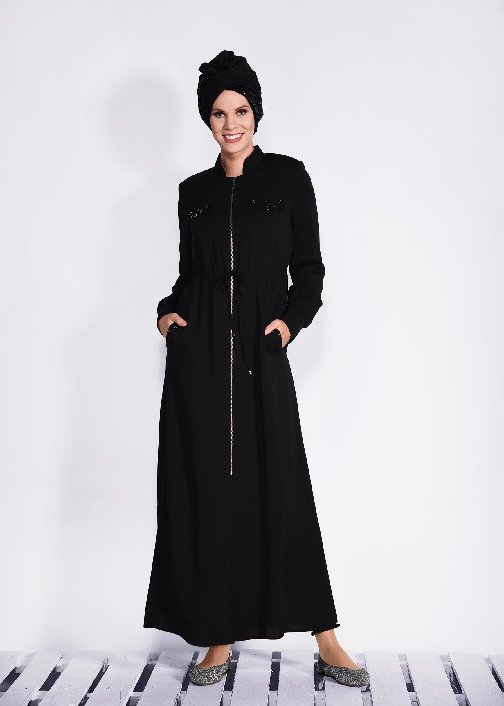 Tesettür giyim SİYAH KUŞGÖZÜ DETAYLI FERMUARLI FERACE 8289
