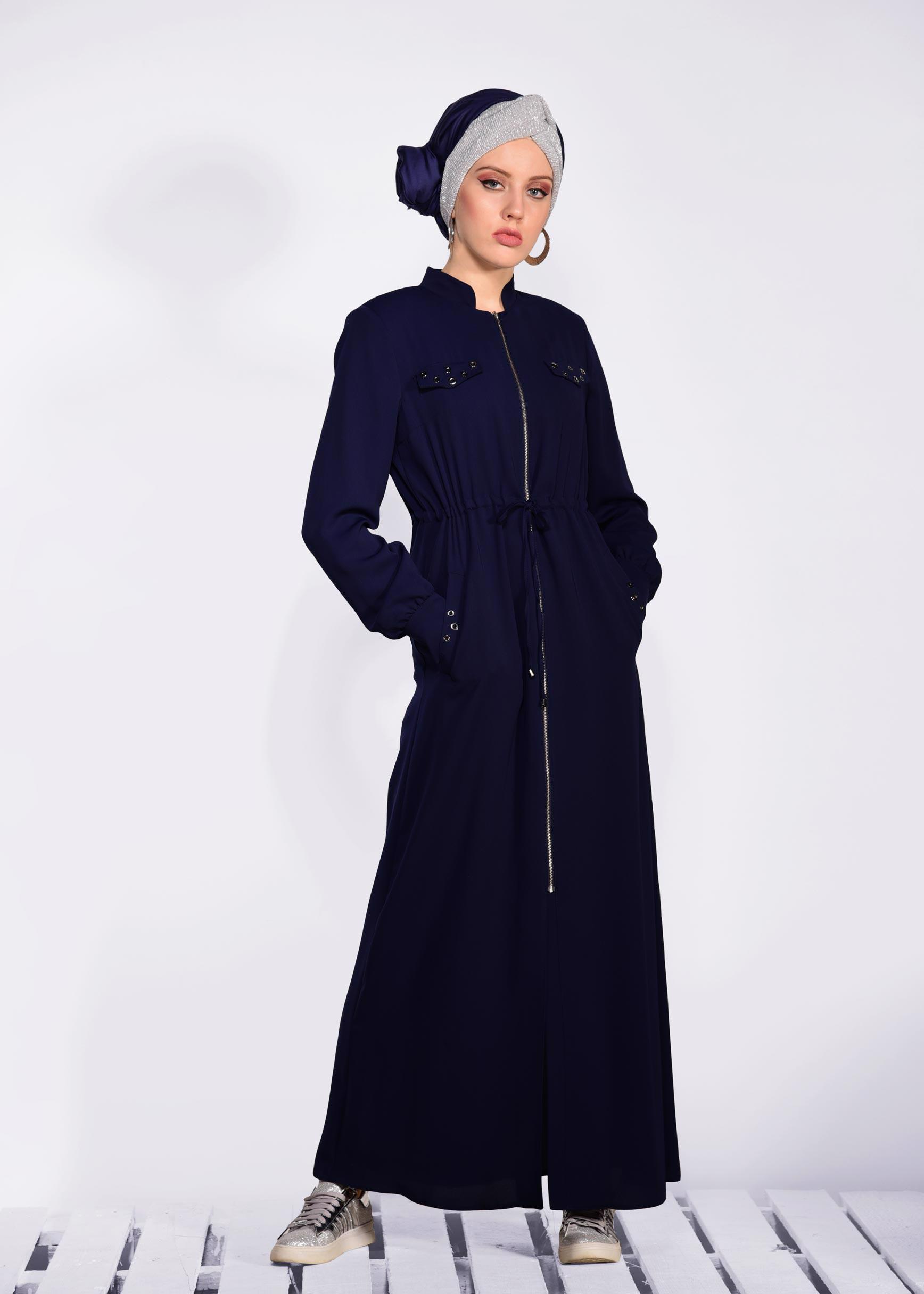 Tesettür giyim LACİVERT KUŞGÖZÜ DETAYLI FERMUARLI FERACE 8289