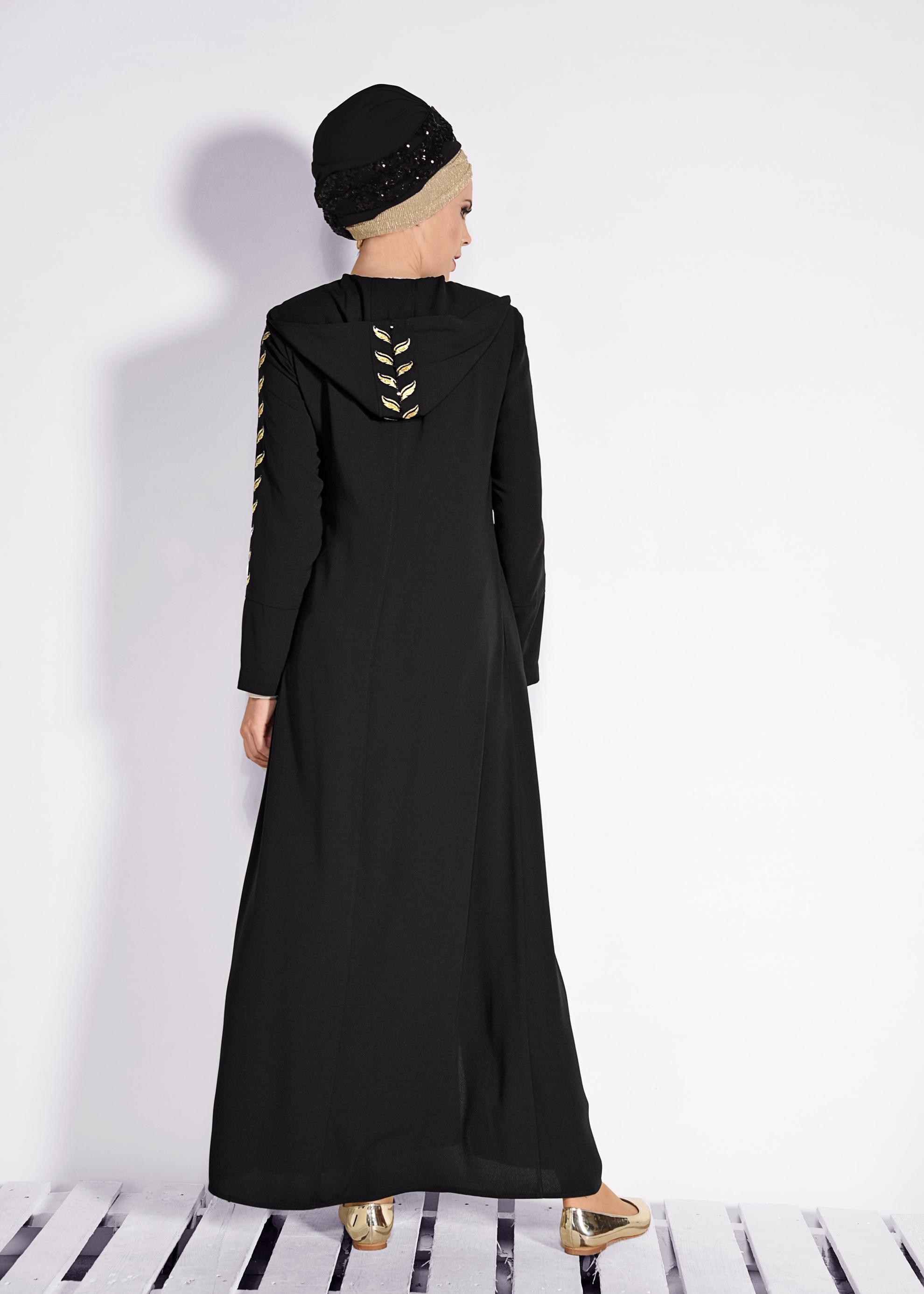 Tesettür giyim SİYAH YAPRAK DESENLİ KAPÜŞONLU FERACE 8293