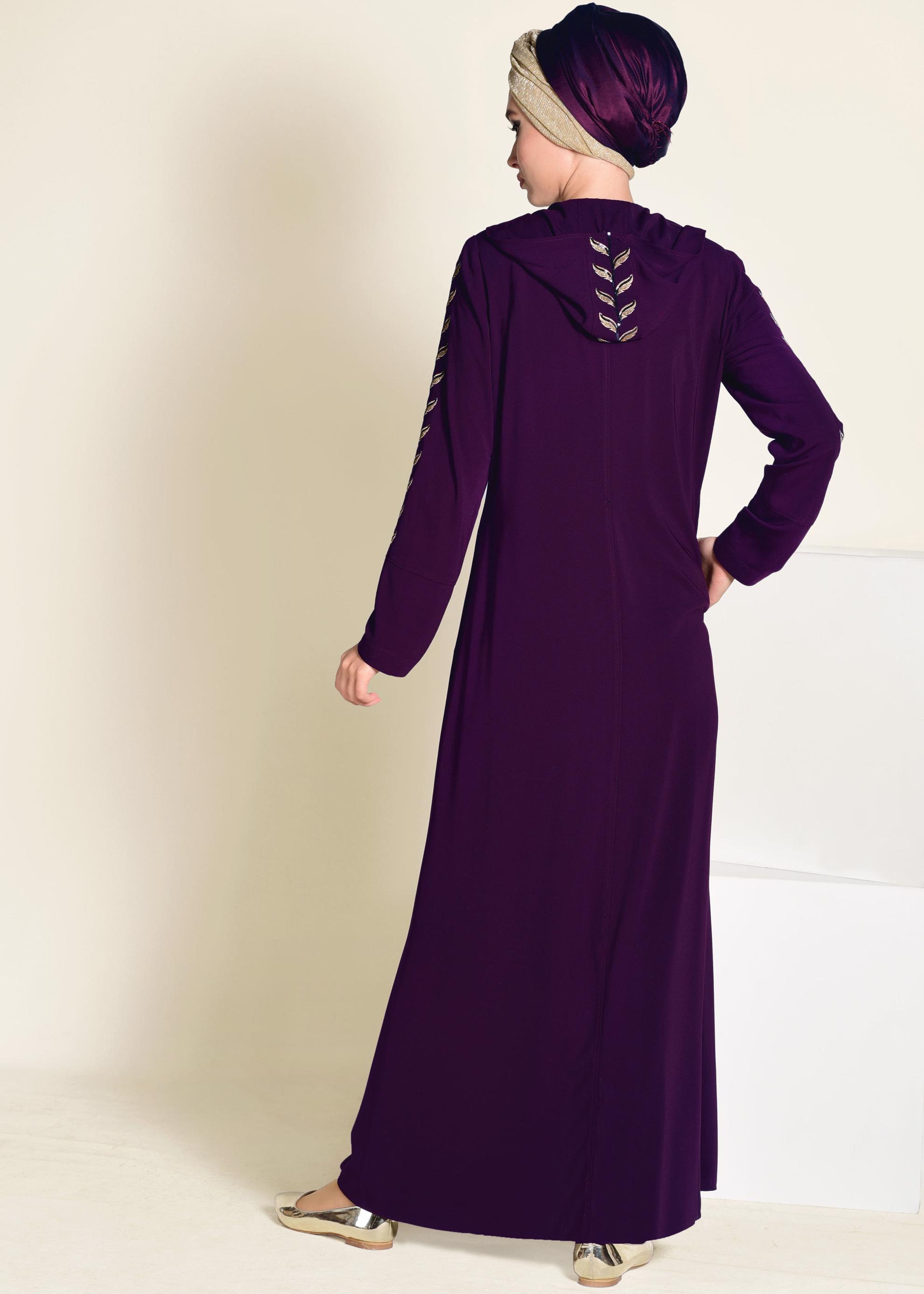 Tesettür giyim MÜRDÜM YAPRAK DESENLİ KAPÜŞONLU FERACE 8293