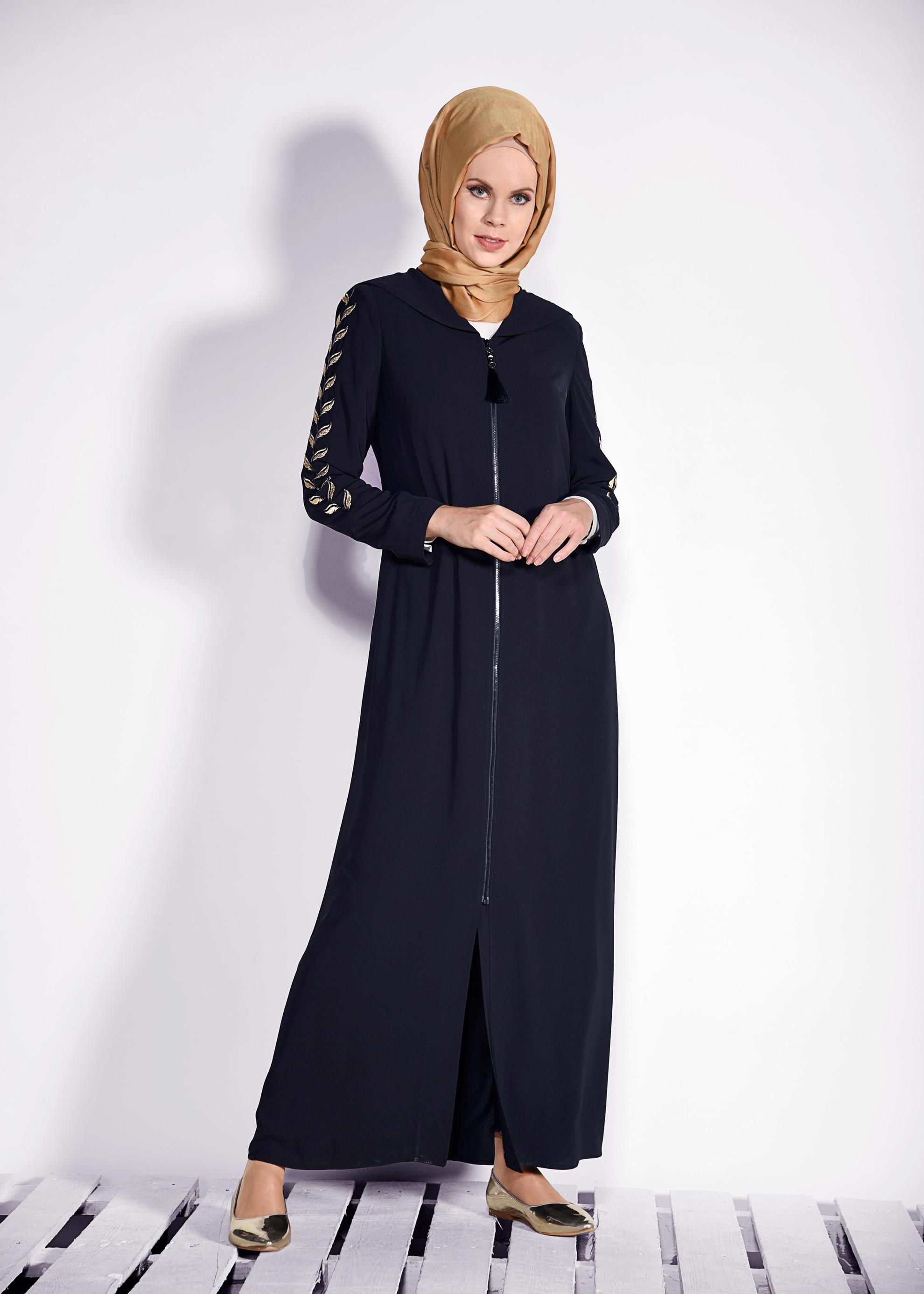 Tesettür giyim LACİVERT YAPRAK DESENLİ KAPÜŞONLU FERACE 8293