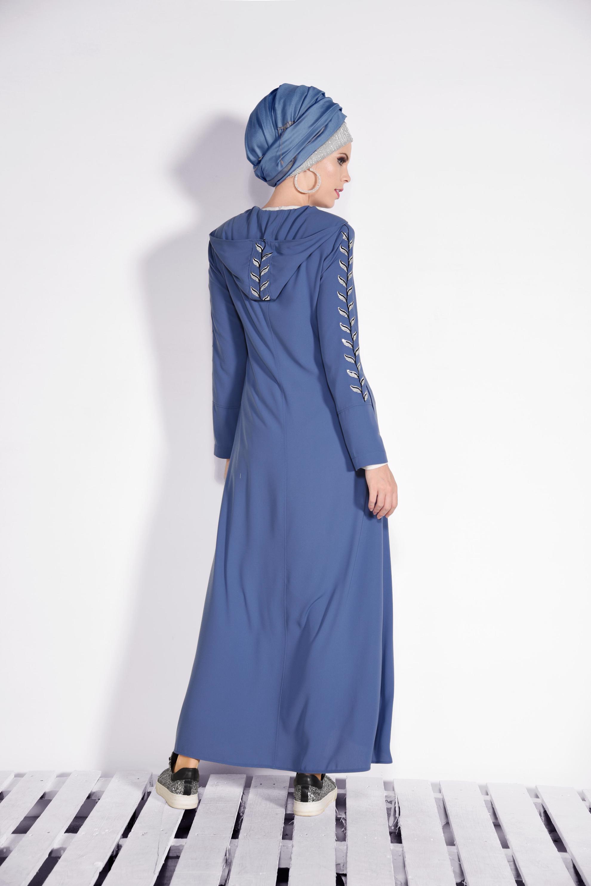 Tesettür giyim MOR YAPRAK DESENLİ KAPÜŞONLU FERACE 8293