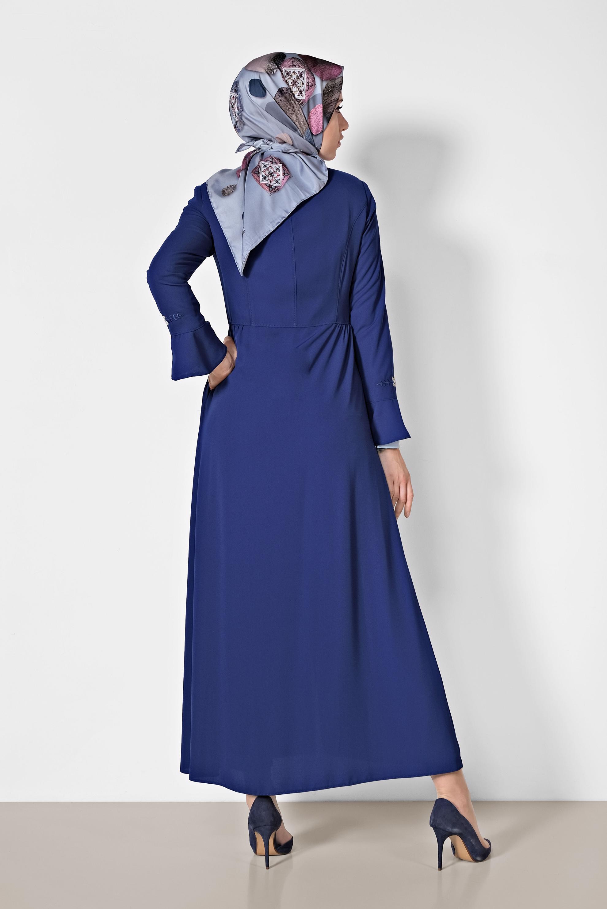 Tesettür giyim LACİVERT FERMUARI PÜSKÜLLÜ İŞLEME DETAYLI FERACE 8302