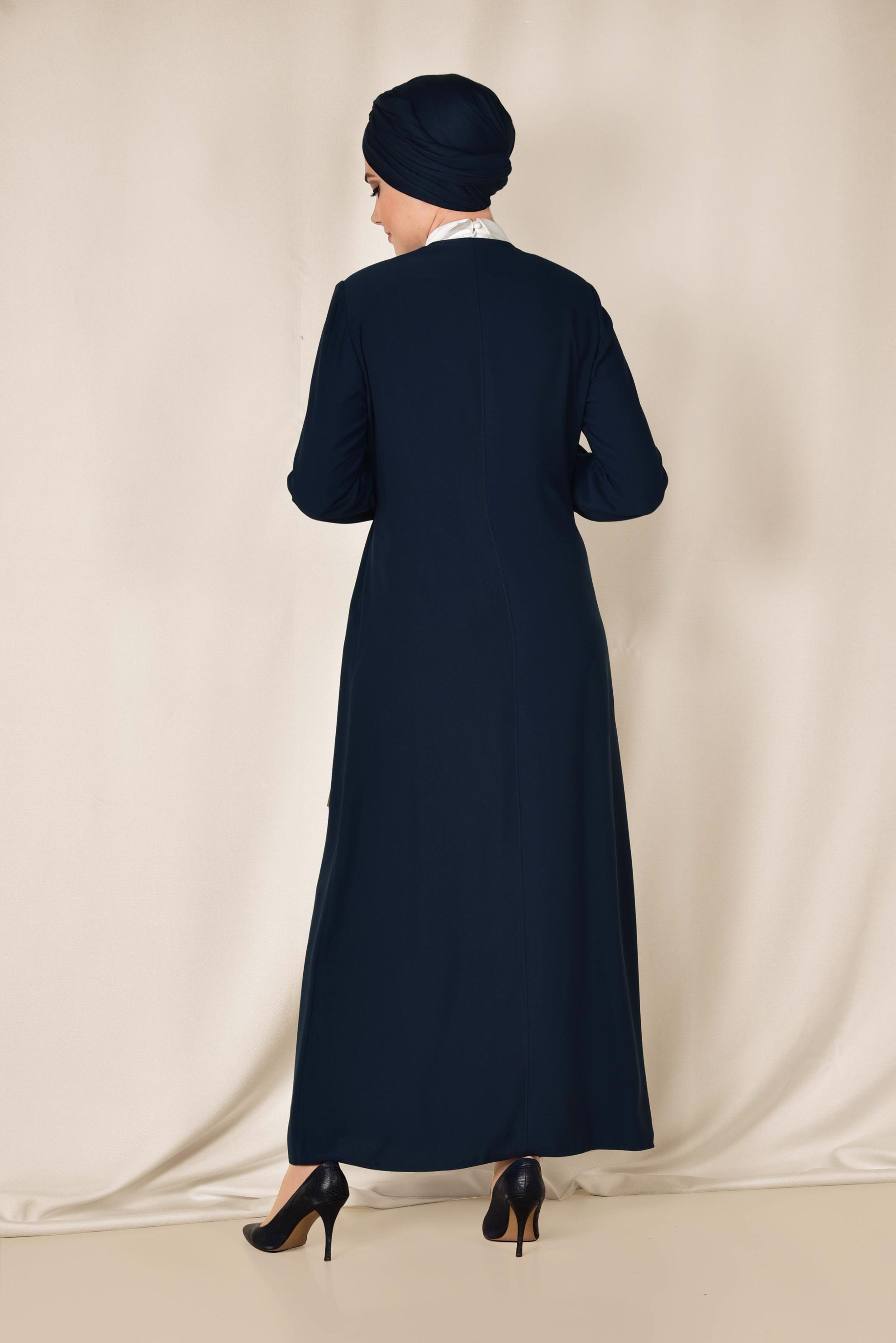 Tesettür giyim LACİVERT BELİ BAĞCIKLI GİZLİ DÜĞMELİ FERACE 8303