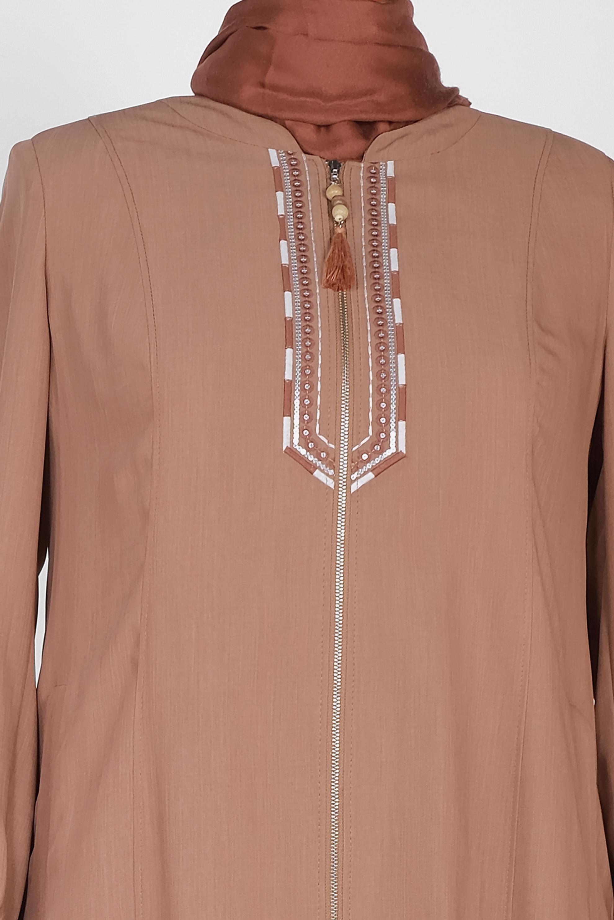 Tesettür giyim KAHVE PUL VE NAKIŞ DETAYLI FERACE 8306