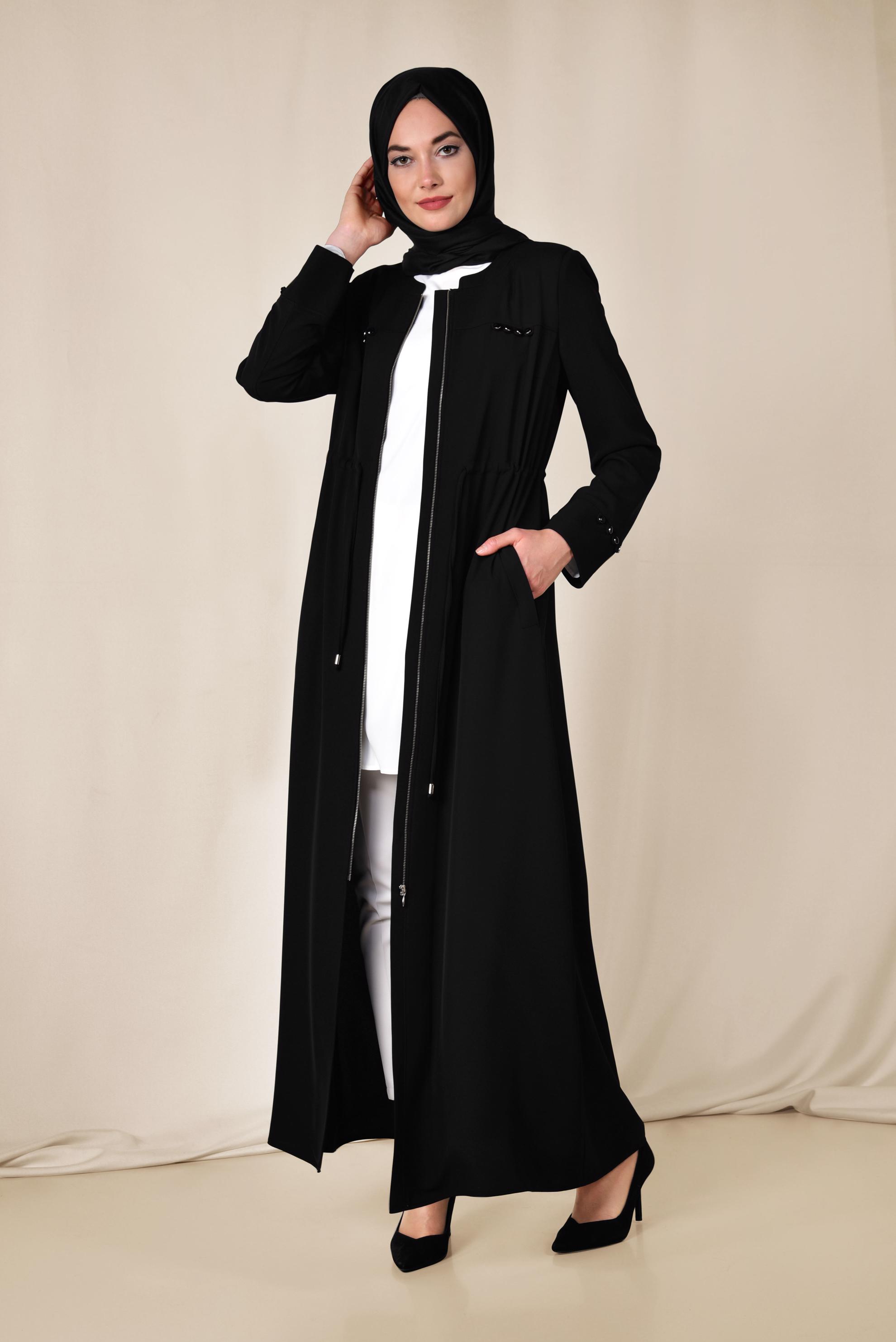 Tesettür giyim SİYAH BELİ BÜZGÜLÜ FERMUARLI FERACE 8307