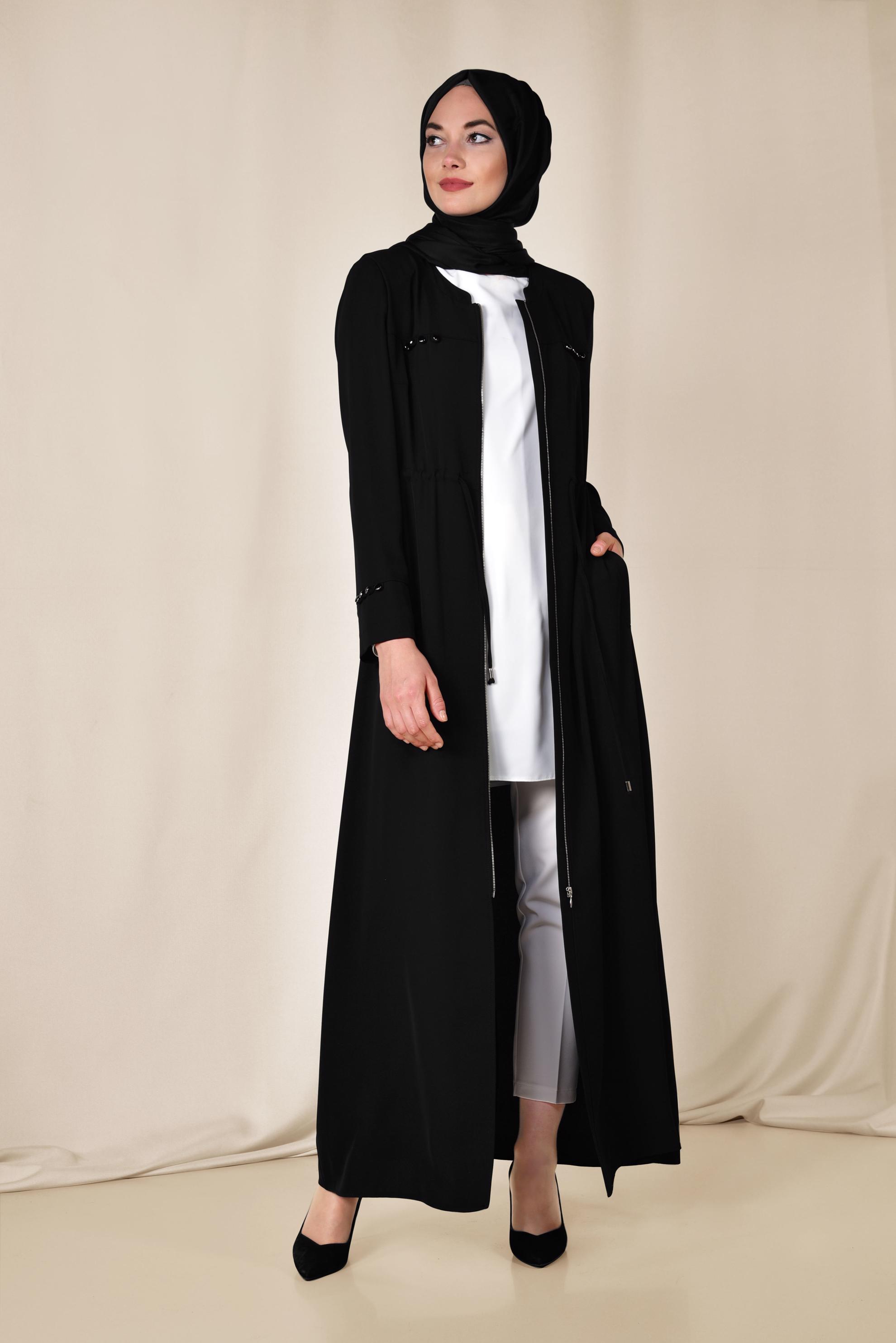 Tesettür giyim SİYAH BELİ BÜZGÜLÜ FERMUARLI FERACE 8307