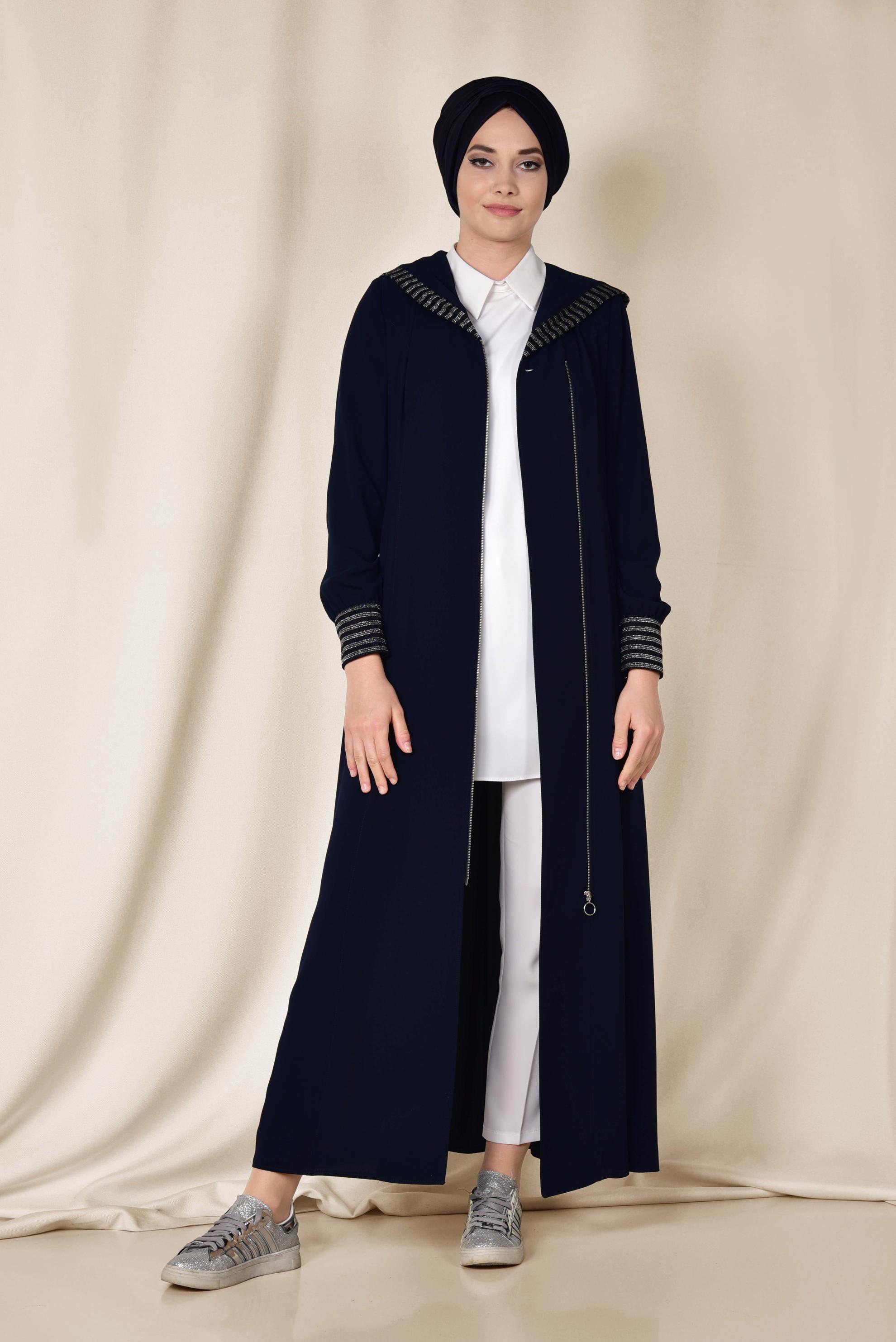 Tesettür giyim LACİVERT SİM DETAYLI KAPÜŞONLU SPOR FERACE 8309