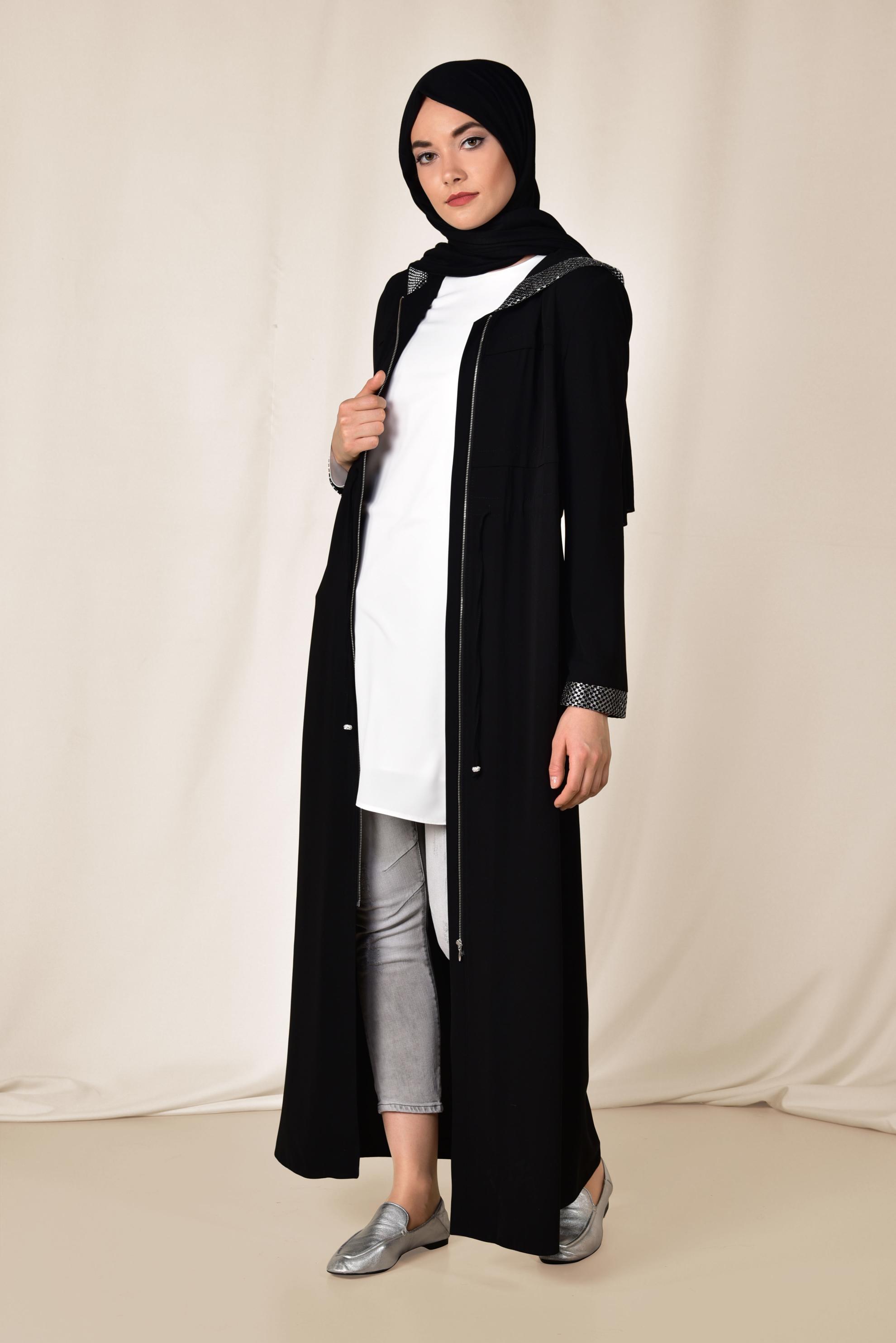 Tesettür giyim SİYAH BELİ BÜZGÜLÜ FERMUARLI FERACE 8310