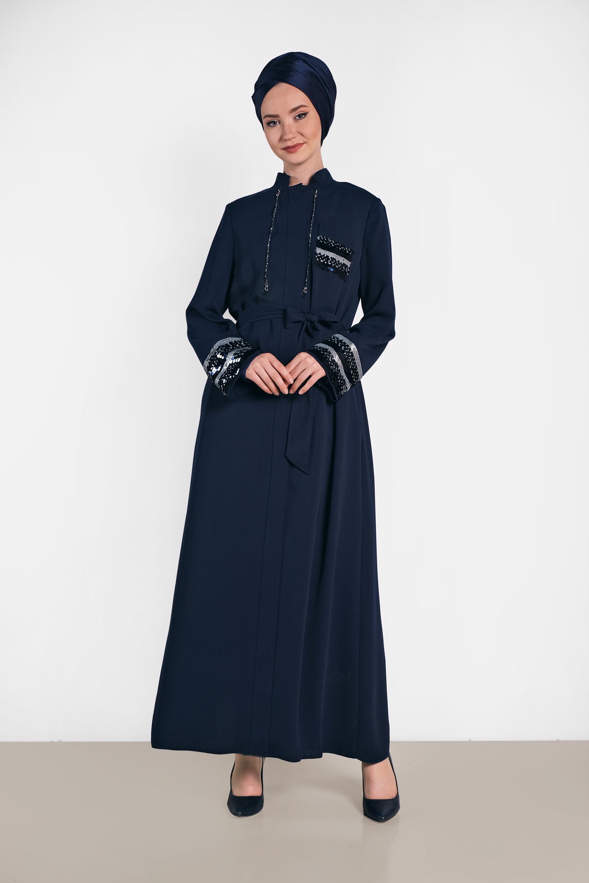 Tesettür giyim LACİVERT PUL PAYET DETAYLI BELDEN KUŞAKLI FERACE 8328 