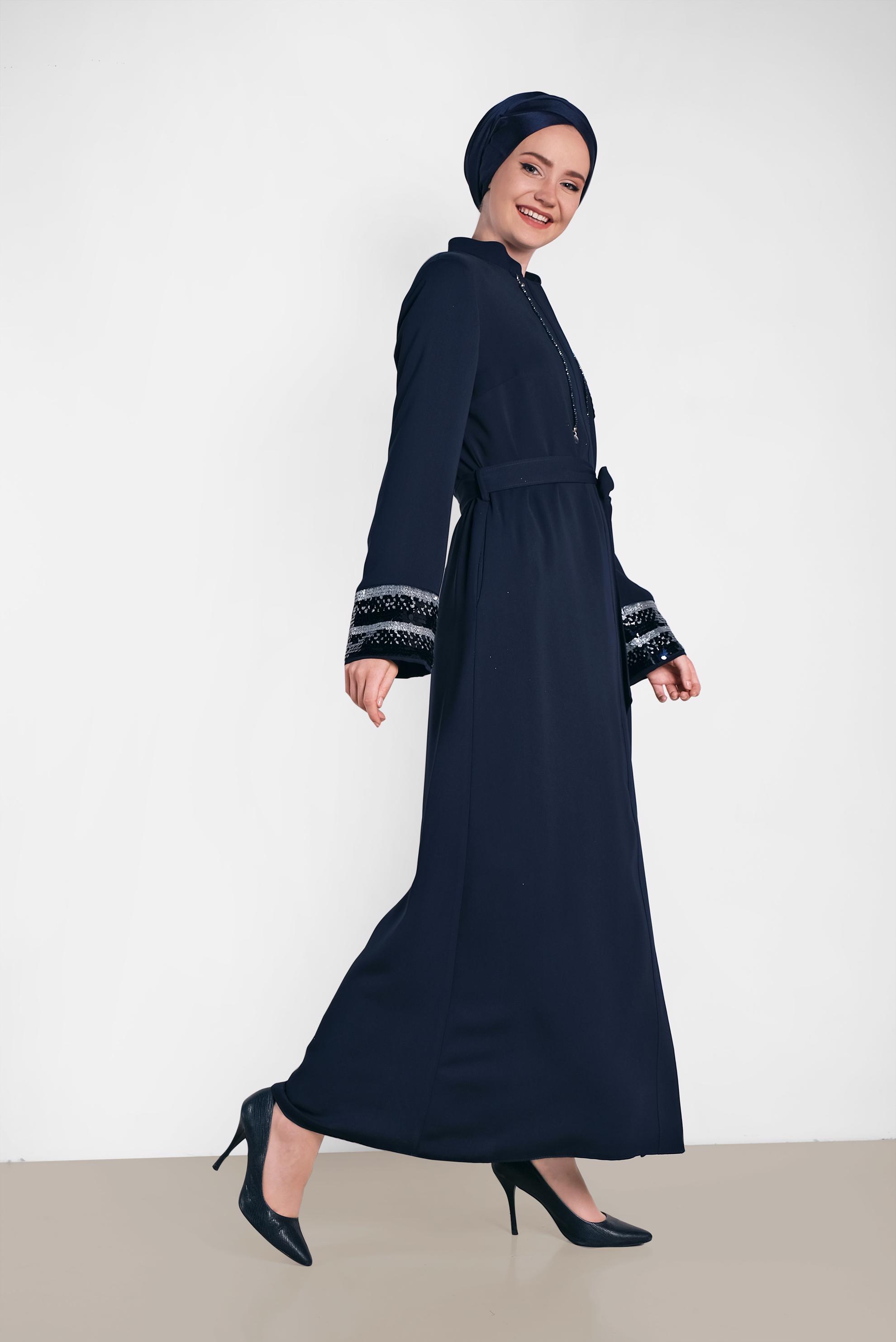 Tesettür giyim LACİVERT PUL PAYET DETAYLI BELDEN KUŞAKLI FERACE 8328 