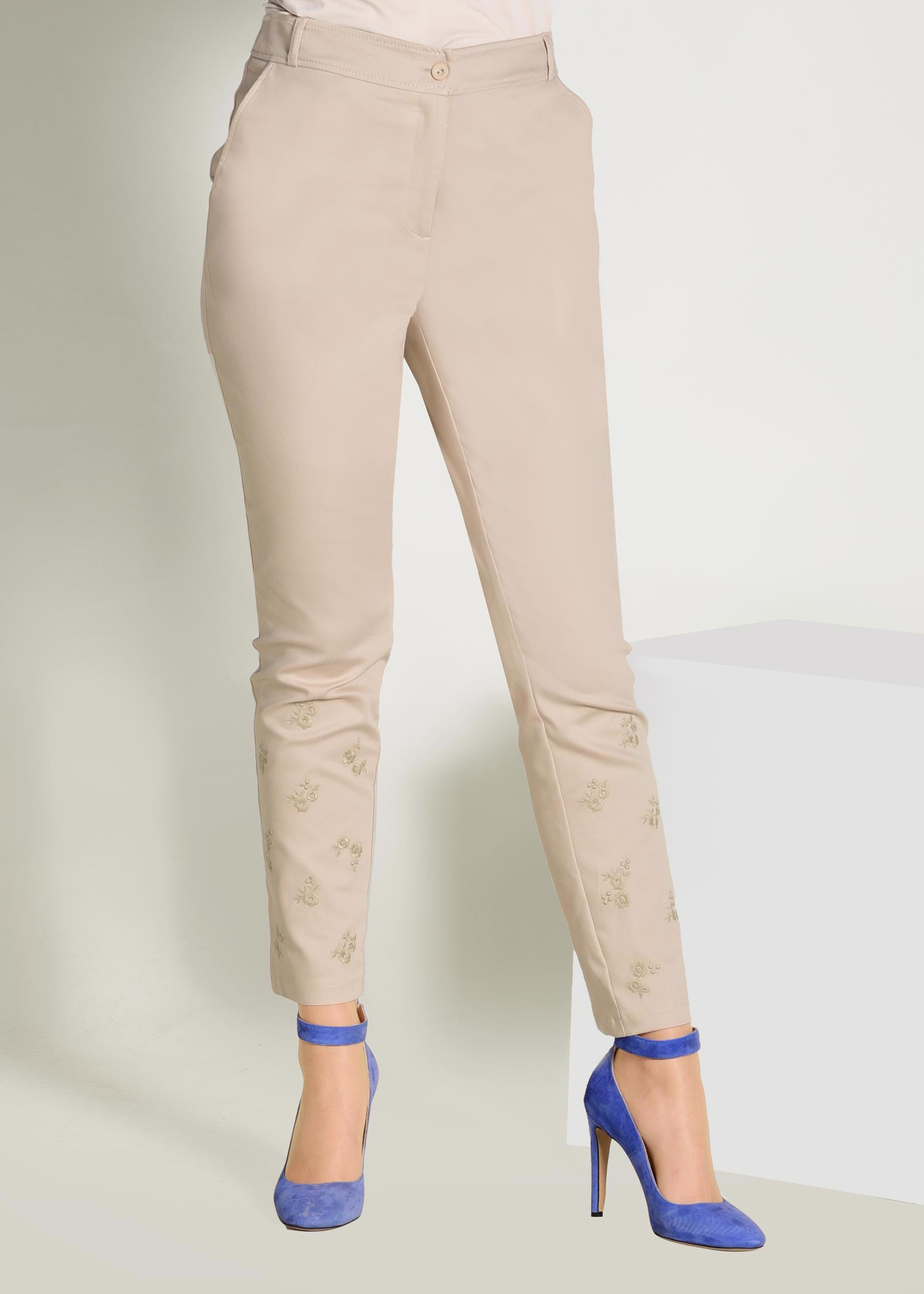 Tesettür giyim BEJ PAÇALARI NAKIŞLI PANTOLON 7376