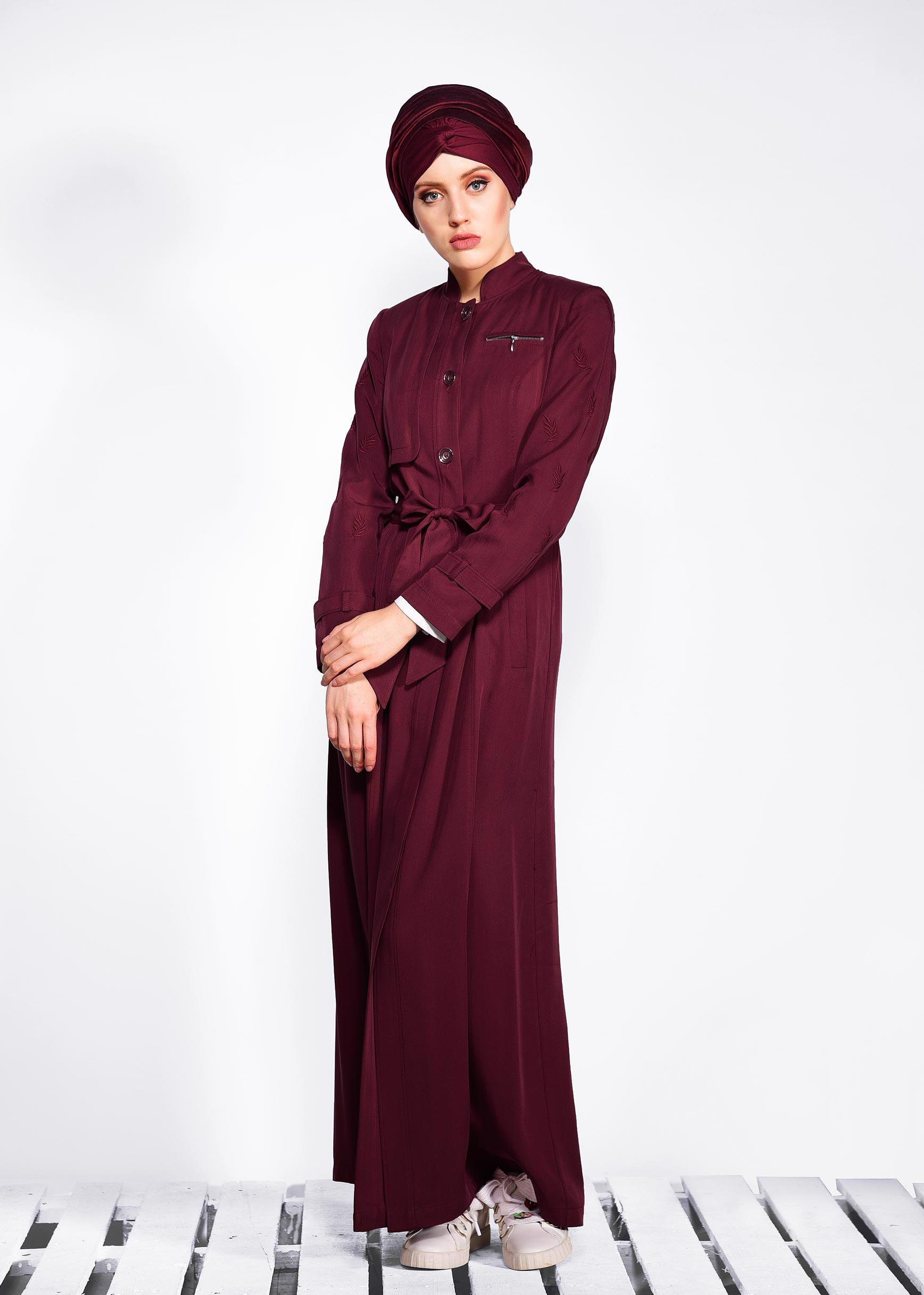 Tesettür giyim BORDO YAPRAK BASKILI CEPLİ PARDESÜ 1228 
