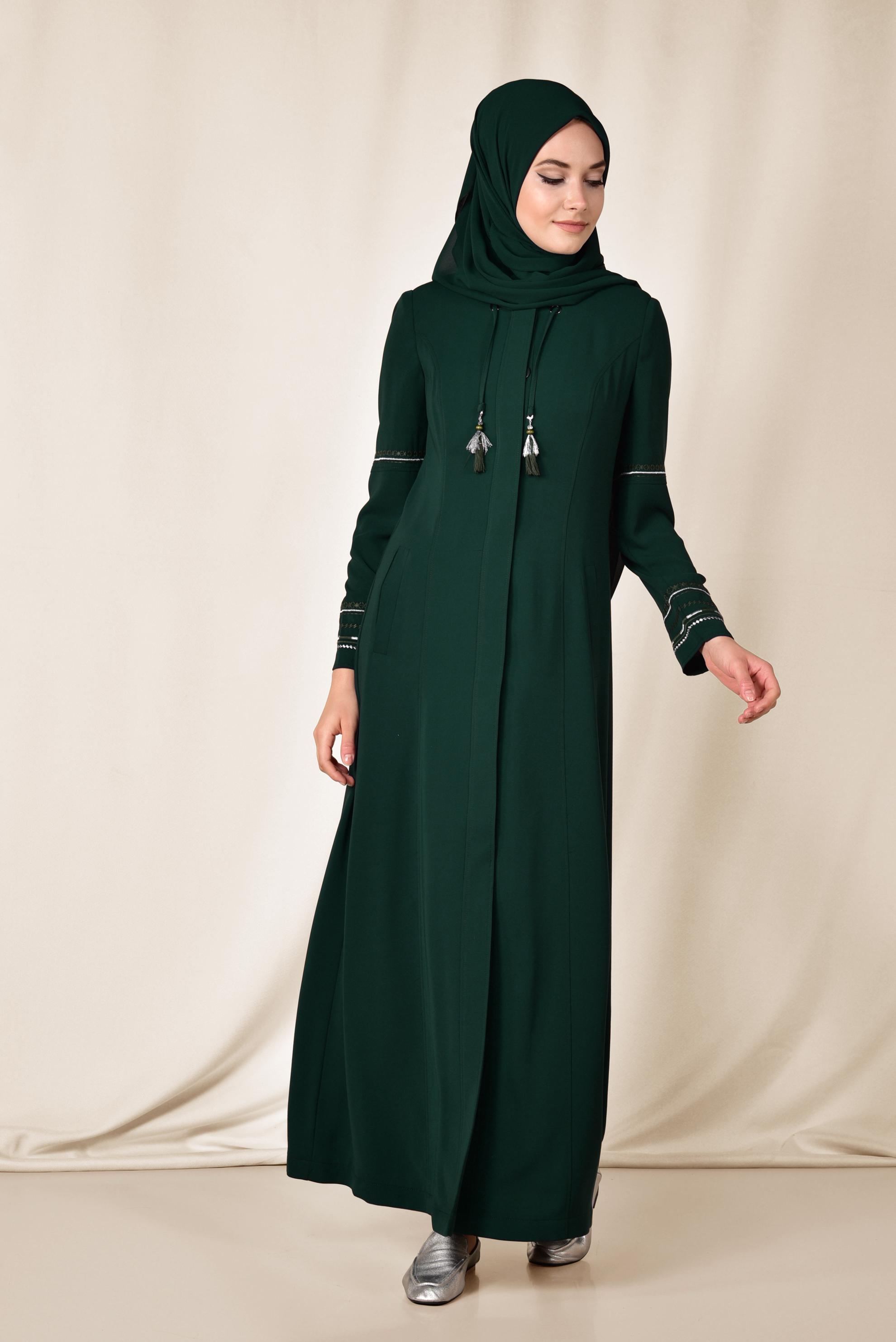 Tesettür giyim YEŞİL NAKIŞLI PÜSKÜL DETAYLI PARDESÜ 1417