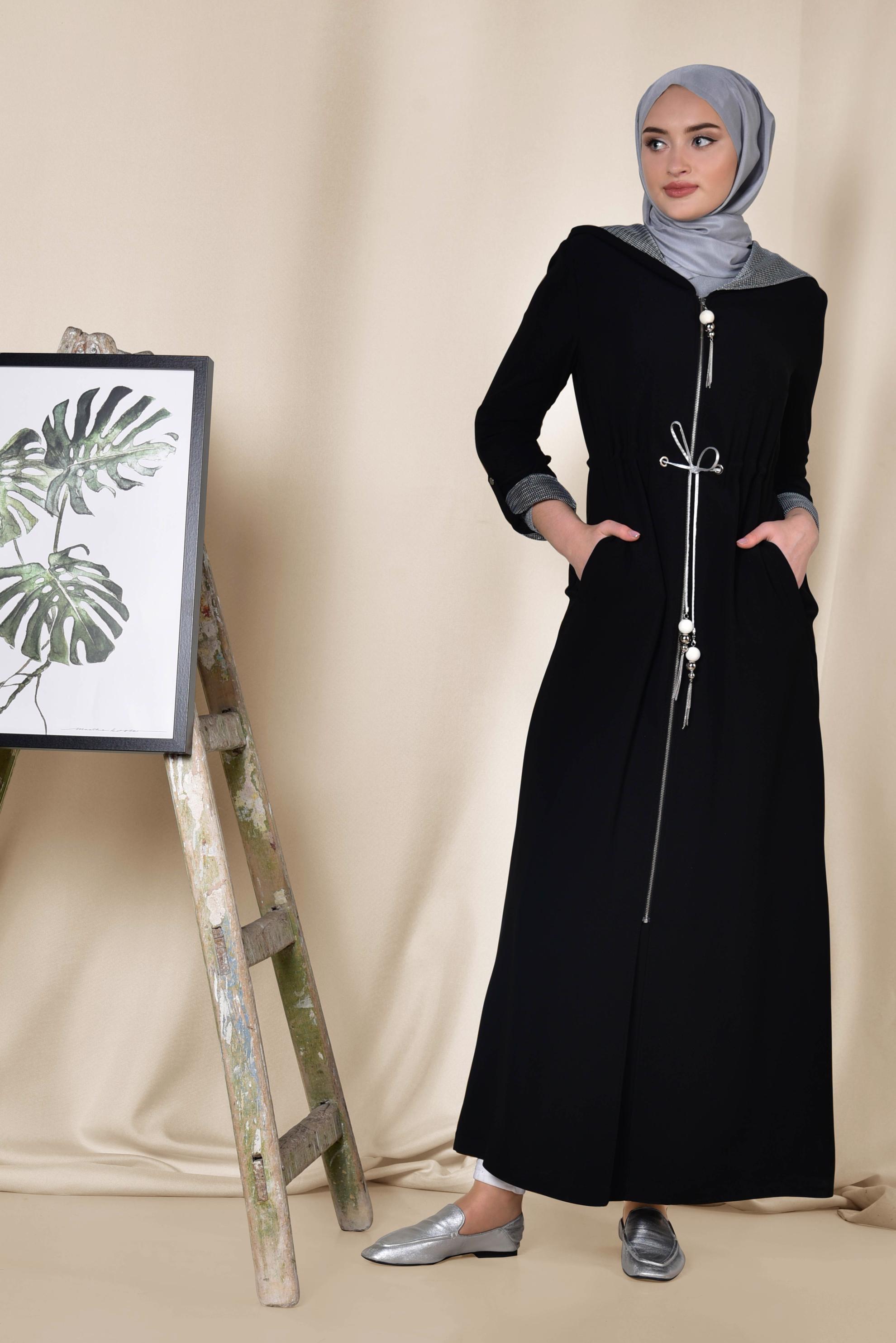 Tesettür giyim SİYAH BELİ BÜZGÜLÜ KAPÜŞONLU PARDESÜ 1420