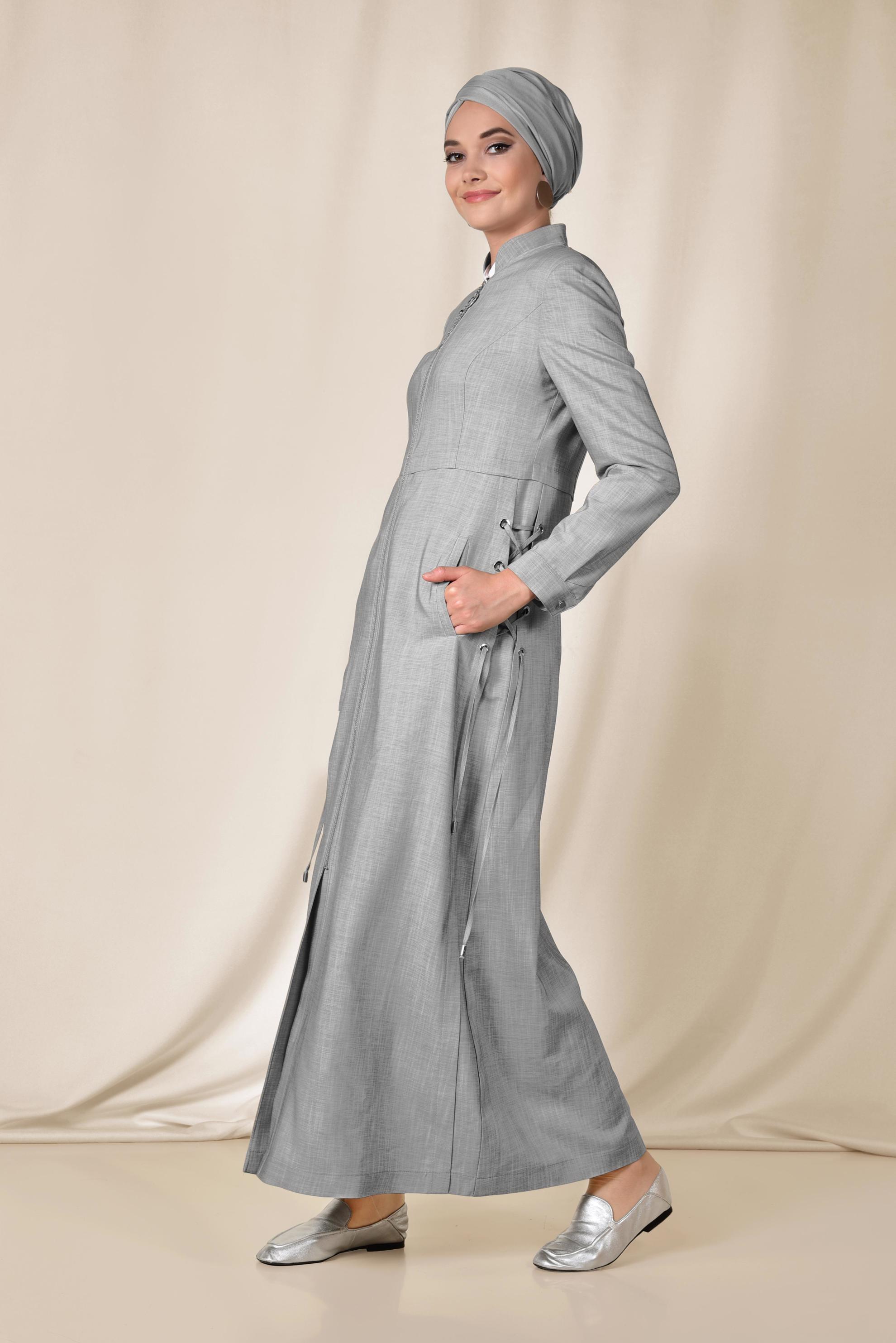 Tesettür giyim GRİ ÇAPRAZ BAĞCIK DETAYLI PARDESÜ 1421
