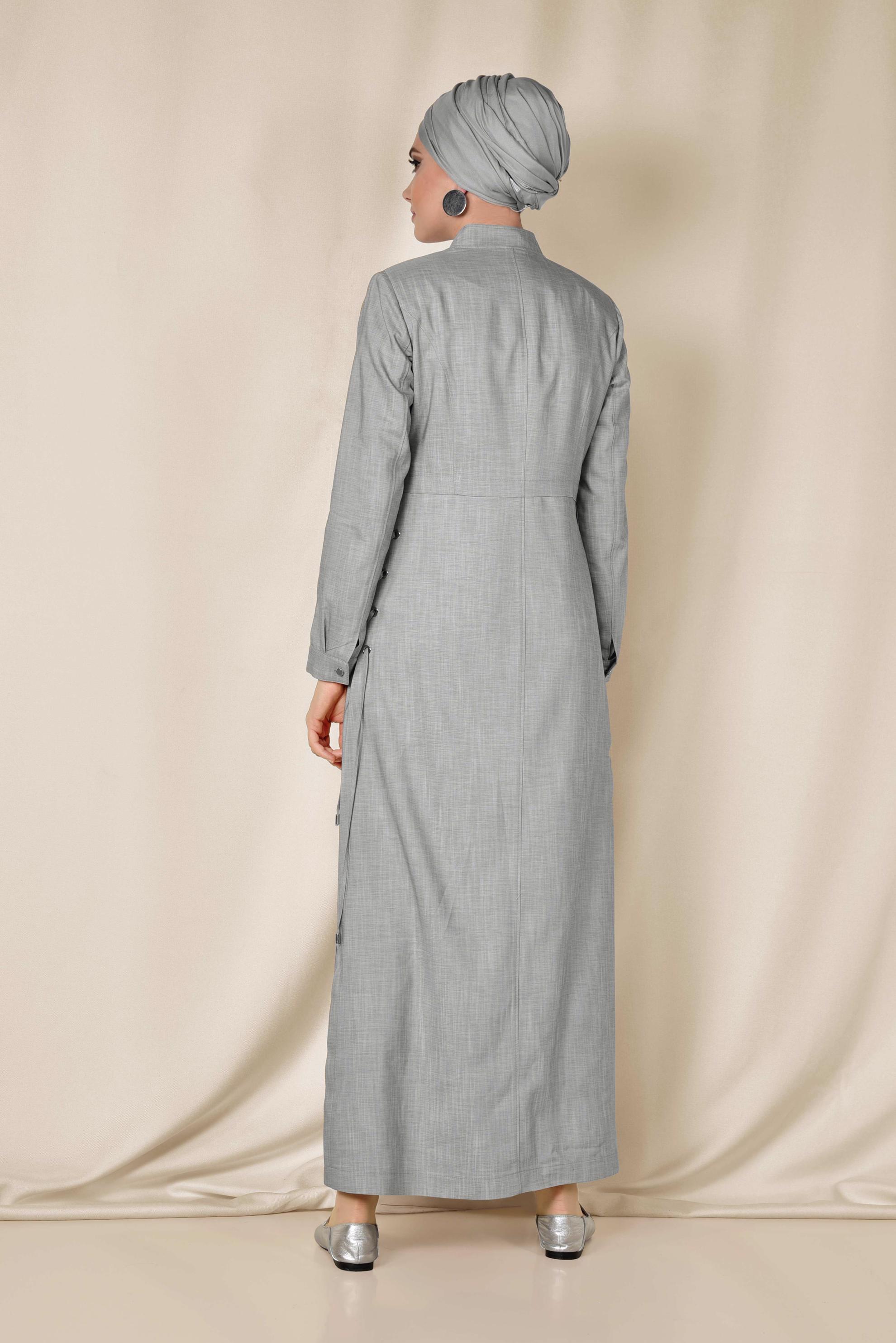 Tesettür giyim GRİ ÇAPRAZ BAĞCIK DETAYLI PARDESÜ 1421