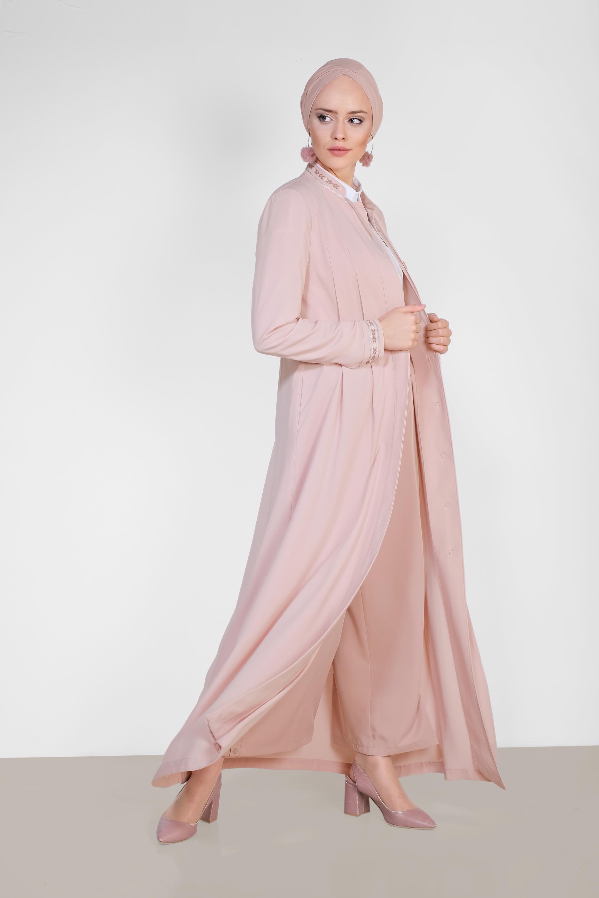 Tesettür giyim PUDRA PİLELİ HAKİM YAKA PARDESÜ 1424