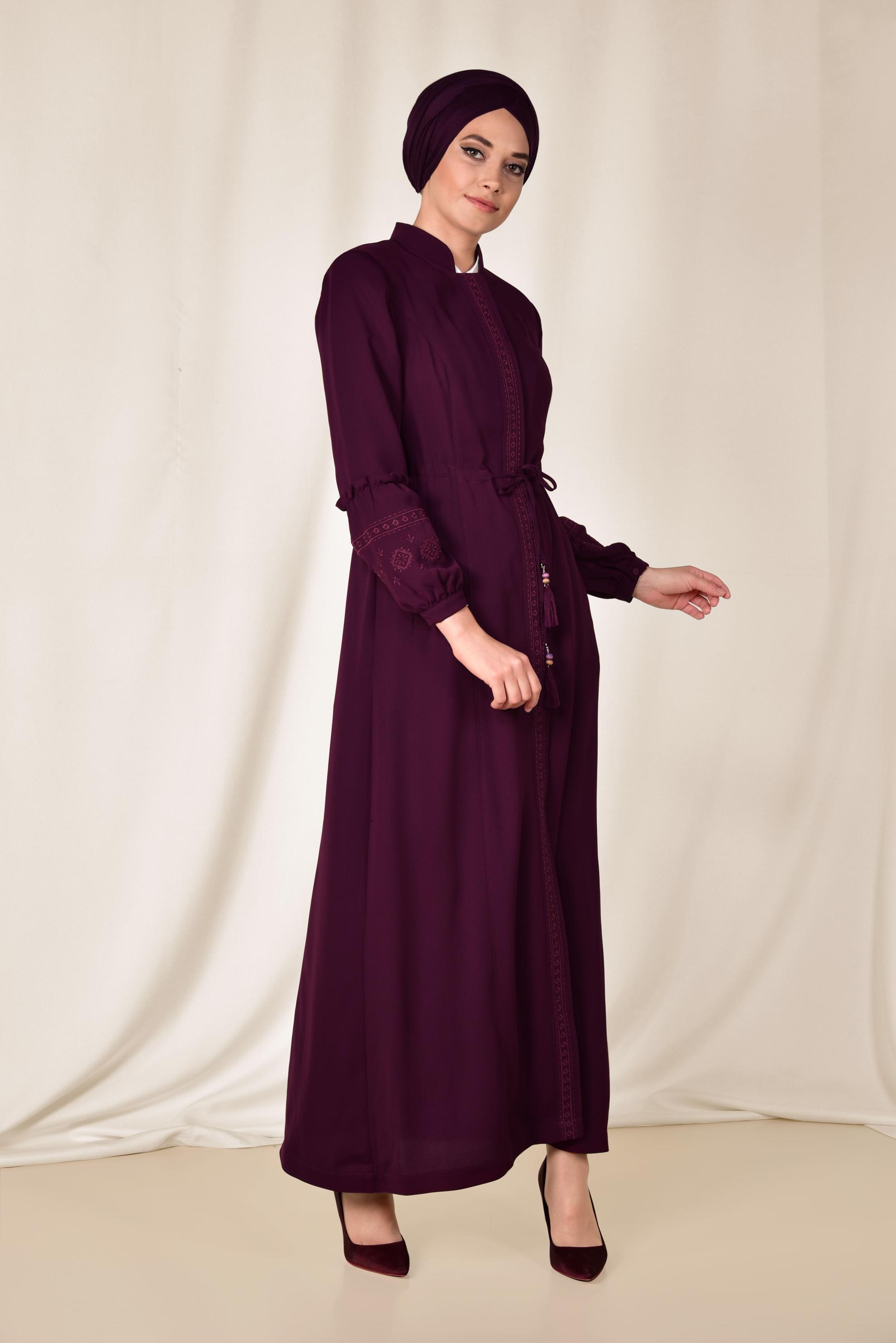 Tesettür giyim BORDO HAKİM YAKA İŞLEMELİ PARDESÜ 1427