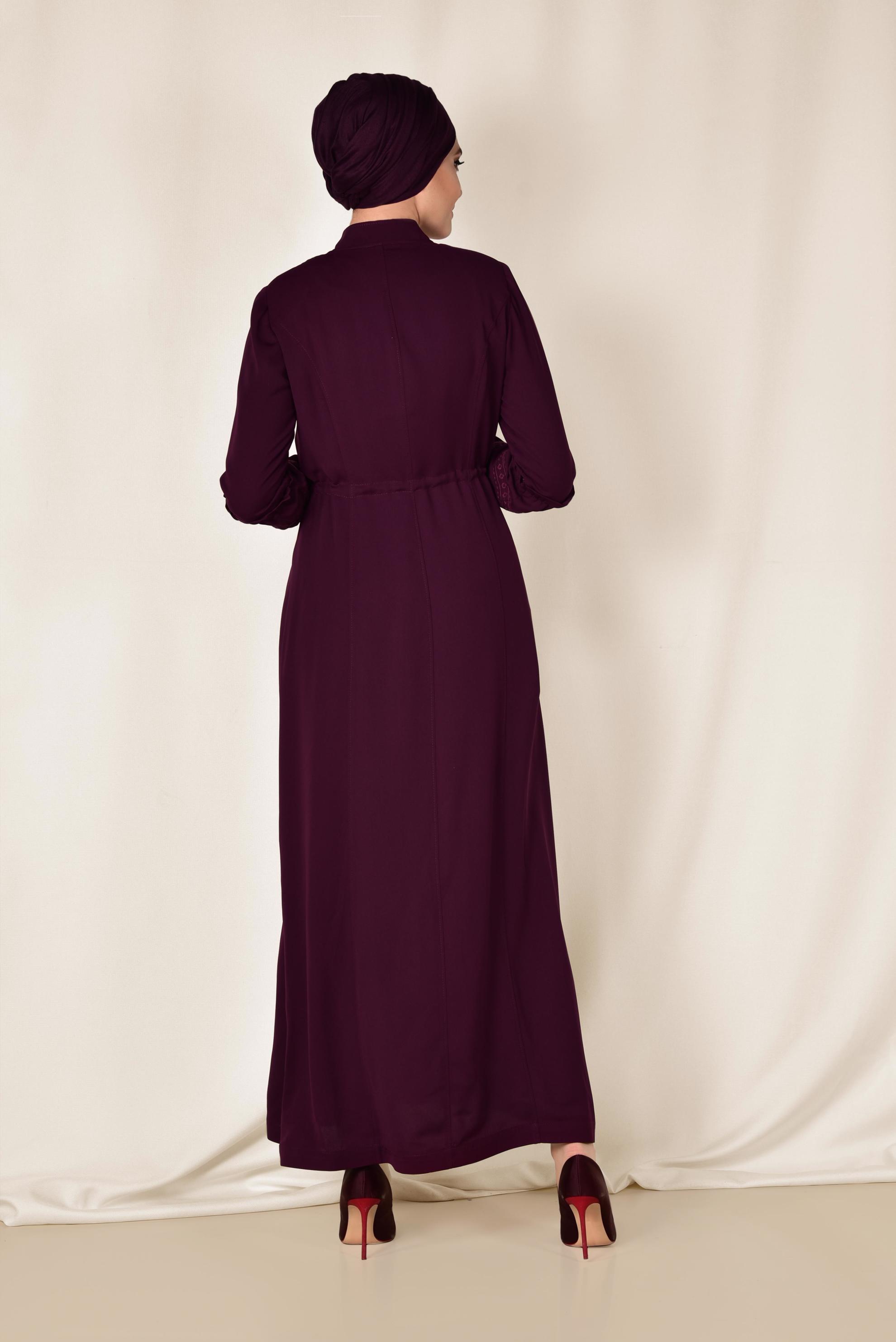 Tesettür giyim BORDO HAKİM YAKA İŞLEMELİ PARDESÜ 1427