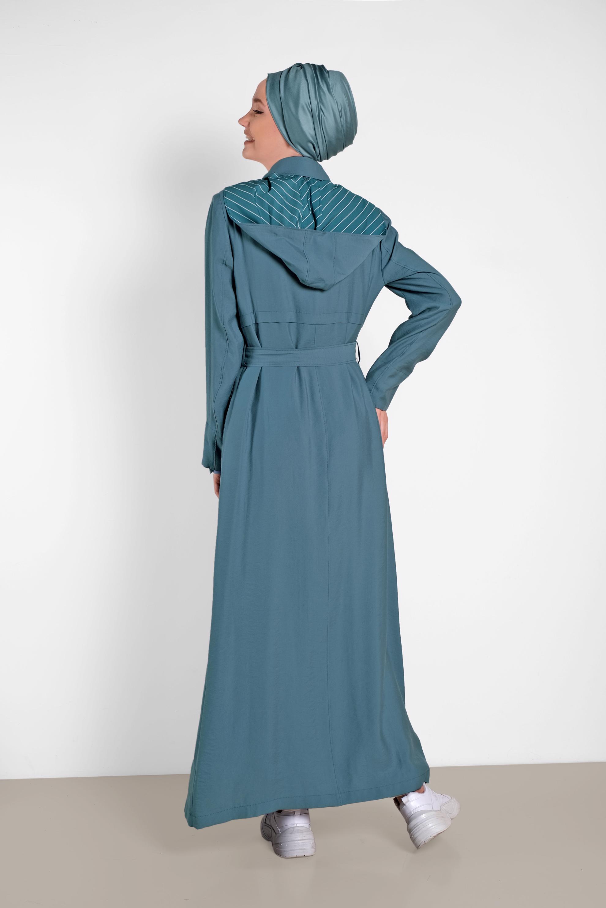 Tesettür giyim MAVİ GİZLİ DÜĞMELİ KAPÜŞONLU PARDESÜ 1453