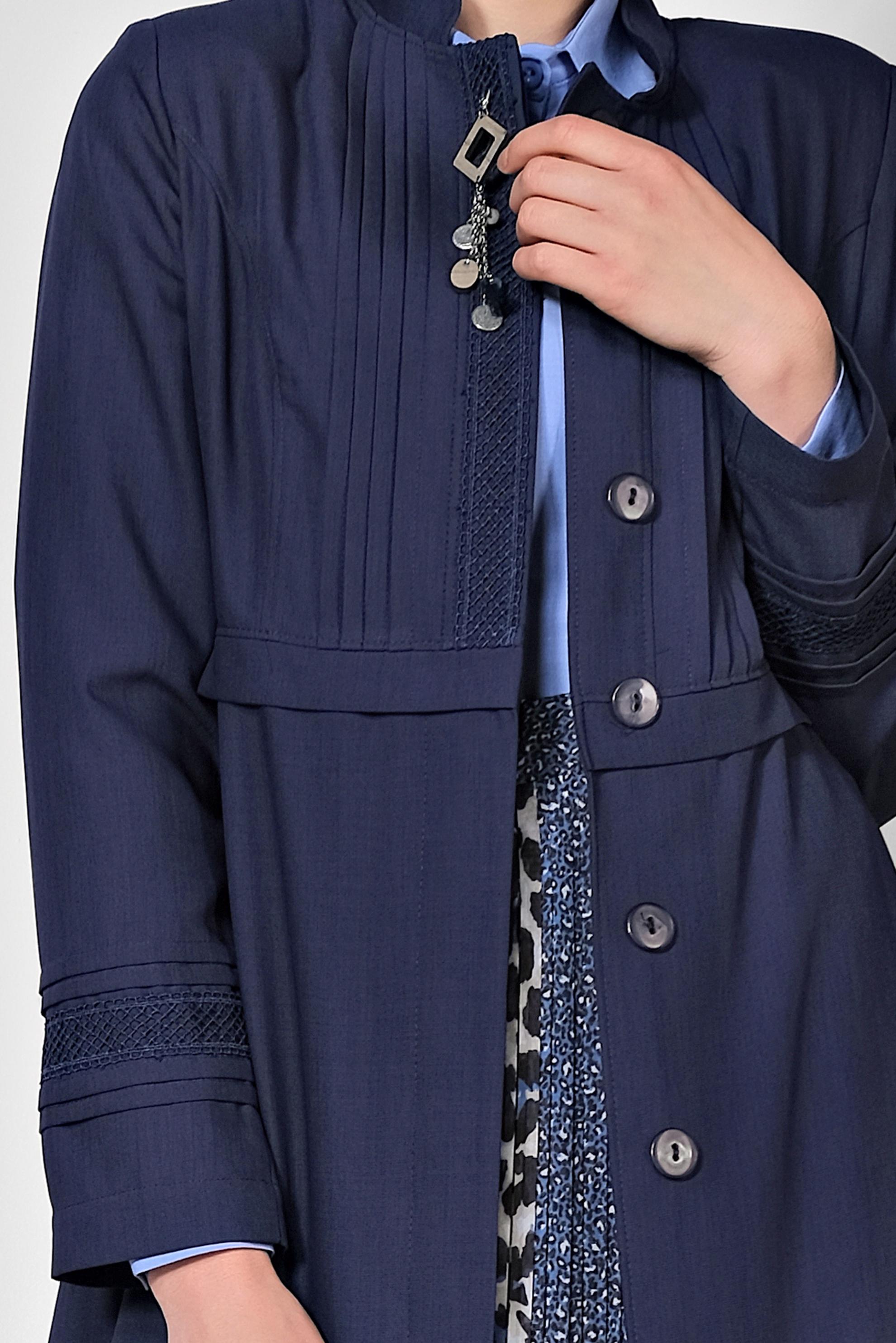 Tesettür giyim LACİVERT GİZLİ DÜĞMELİ YAKASI BROŞLU PARDESÜ 1454