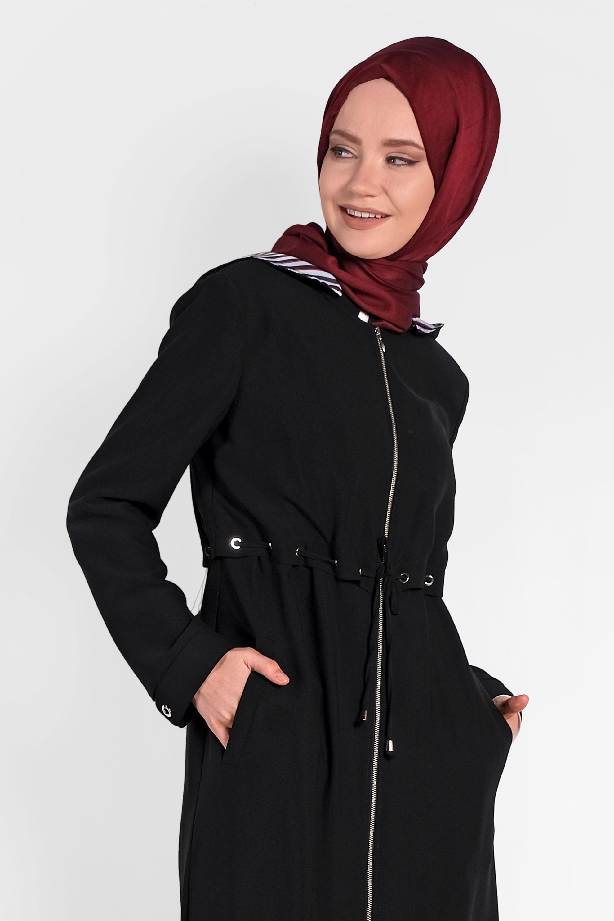 Tesettür giyim SİYAH FERMUARLI KAPÜŞONLU PARDESÜ 1457