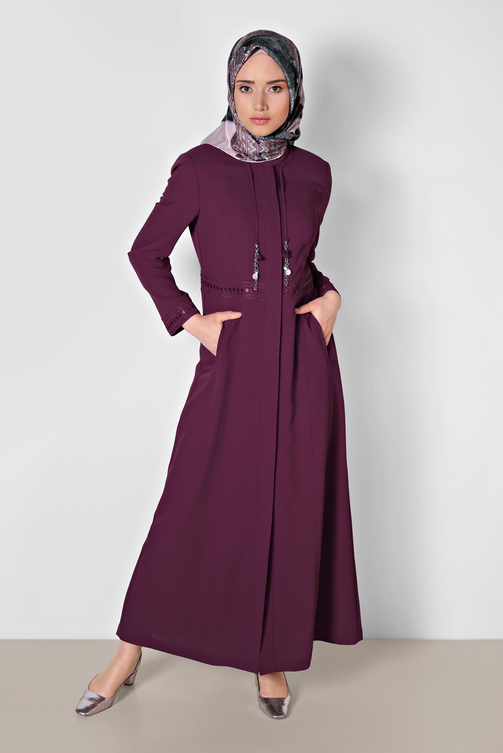 Tesettür giyim BORDO DANTEL NAKIŞLI GİZLİ DÜĞMELİ PARDESÜ 1463