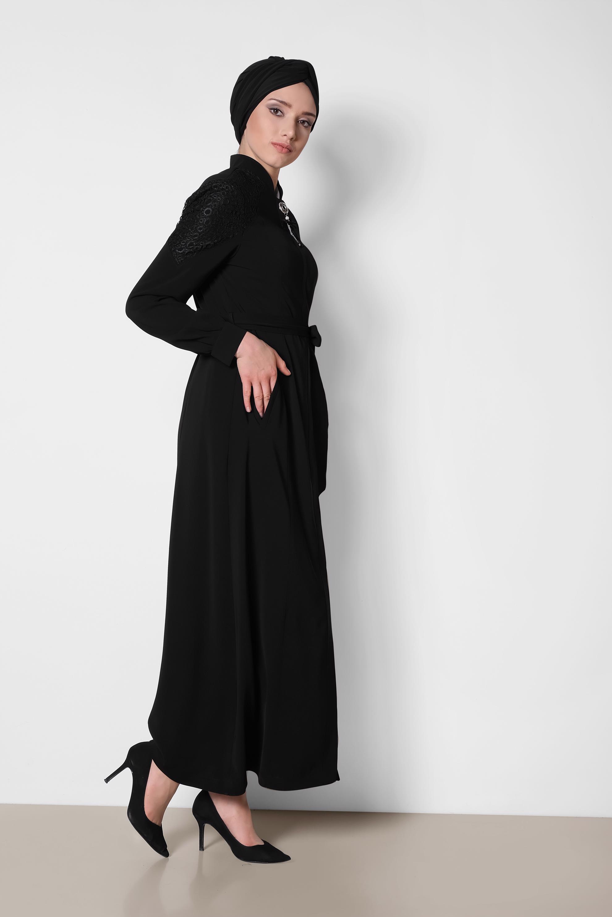 Tesettür giyim SİYAH BELİ KUŞAKLI GÜPÜRLÜ PARDESÜ 1464