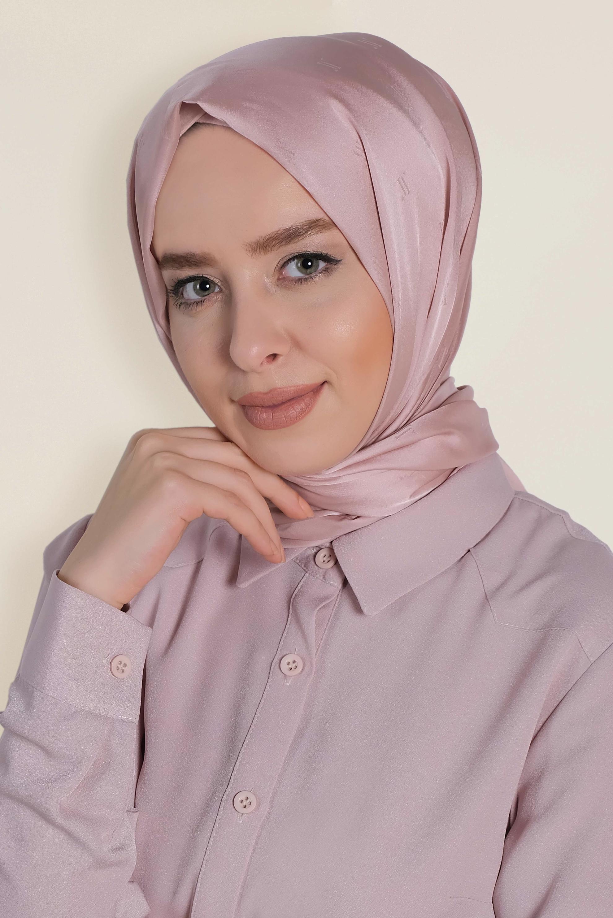 Tesettür giyim PUDRA ALVİNA ŞAL 9957