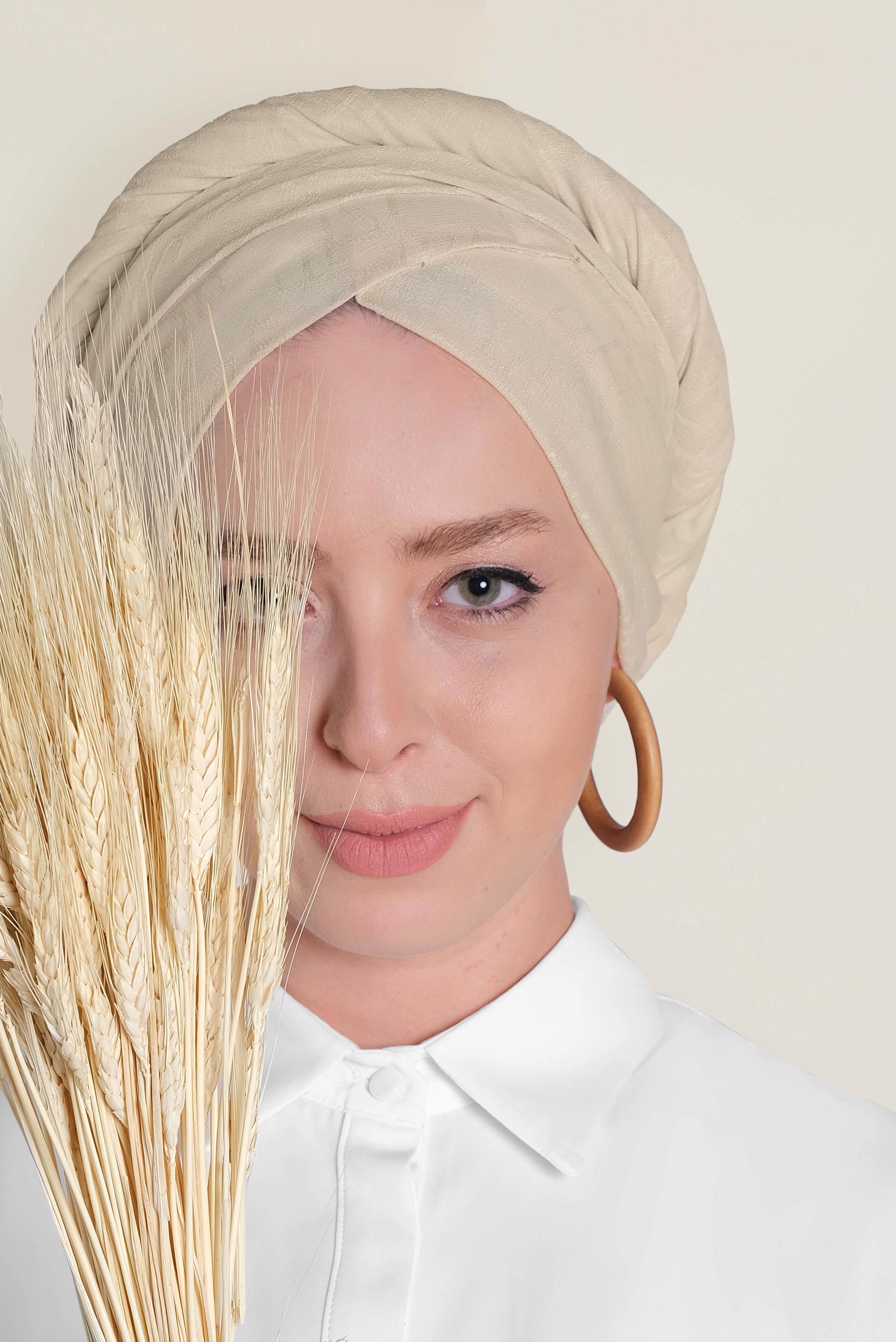 Tesettür giyim BEJ 9958 ALVİNA DESENLİ KREP ŞAL